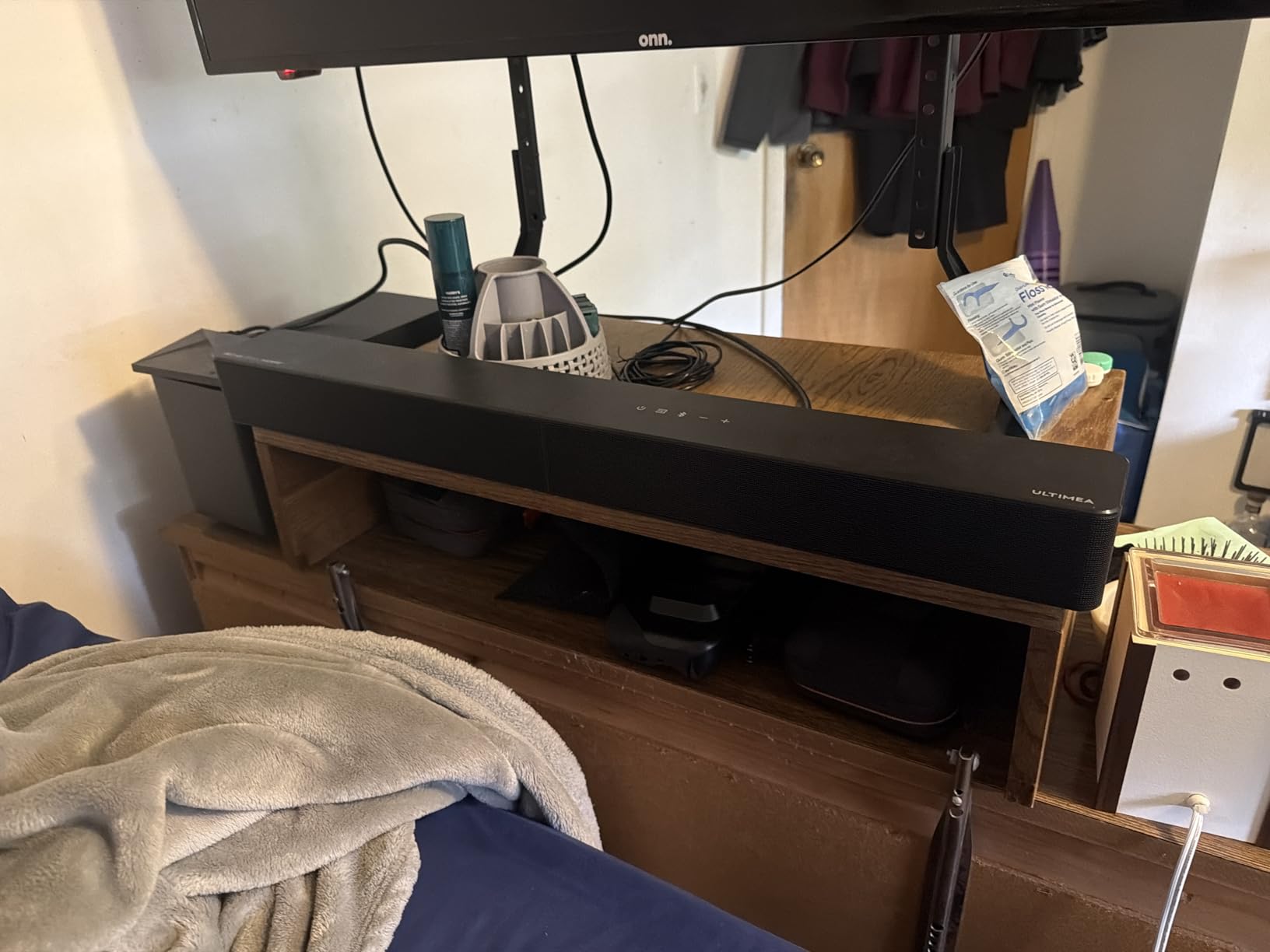 ULTIMEA 5.1CH Surround Sound Bar System with Dolby Atmos, Poseidon M60 | VoiceMX, BassMX, APP, 300W Soundbar for Smart TV, Surround Sound System for TV, with Subwoofer, Bluetooth 5.4 customer photo 2