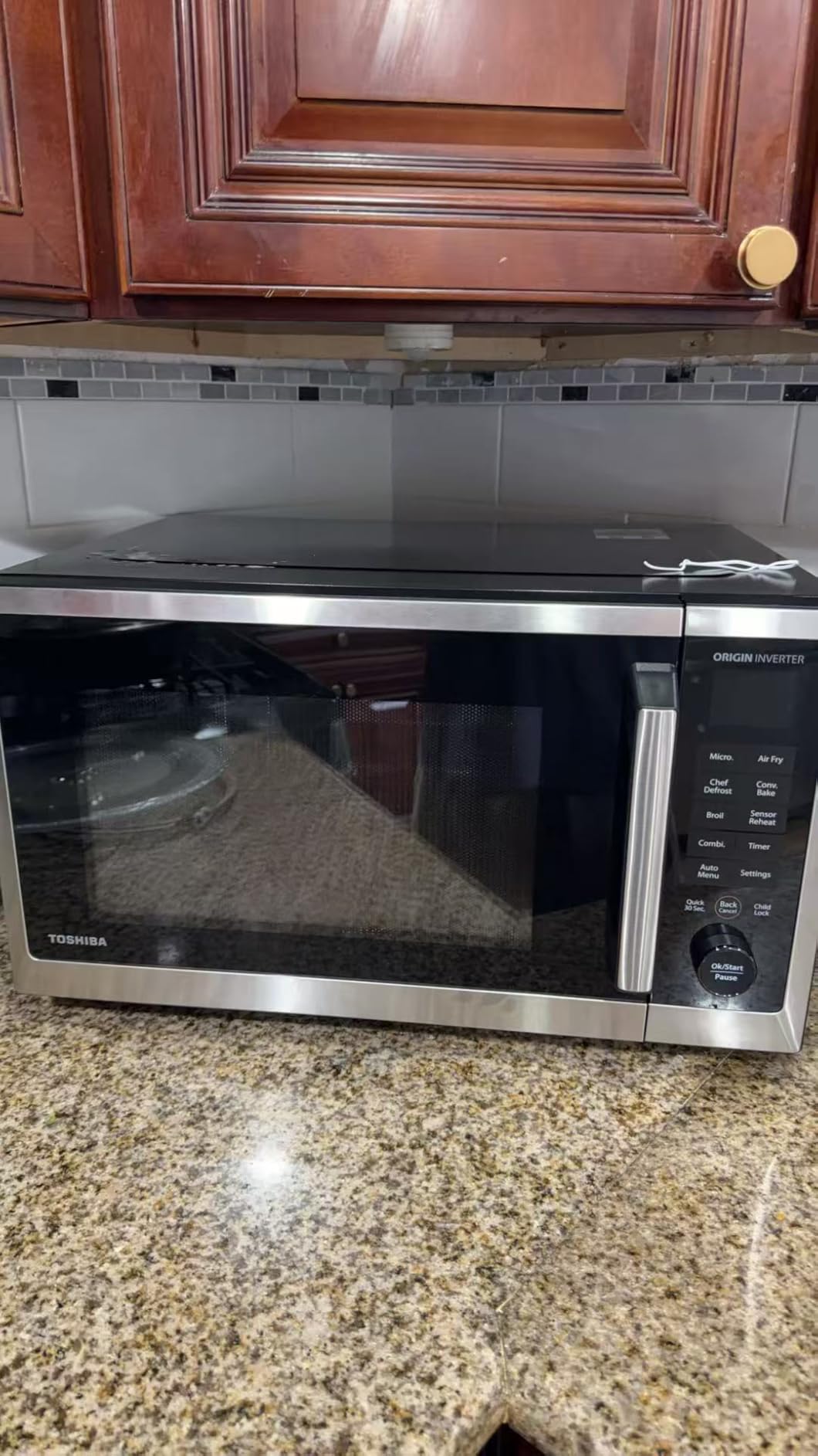 TOSHIBA OptiChef PRO MAX Air Fryer Combo Microwave Oven, 1.3 Cu.Ft, 1100W | 2.4-Inch Color Screen, Origin Inverter Technology, Smart Microwave Sensor, Compatible with Alexa, Countertop, Silver customer photo 1