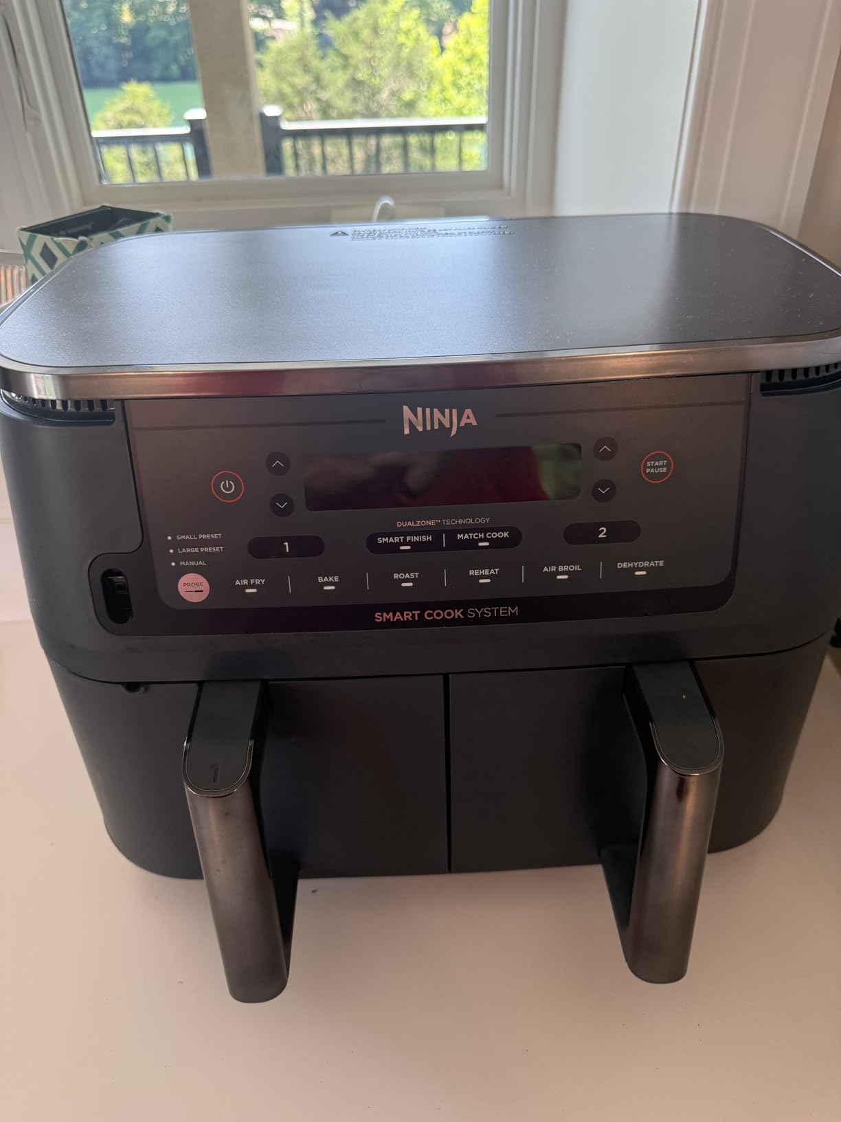Ninja Foodi Air Fryer, 10 Qt DualZone Smart XL, 6-in-1, Grey, DZ550GY | Air fry, roast, broil, bake, reheat, dehydrate, Smart Cook thermometer, Stainless steel customer photo 2