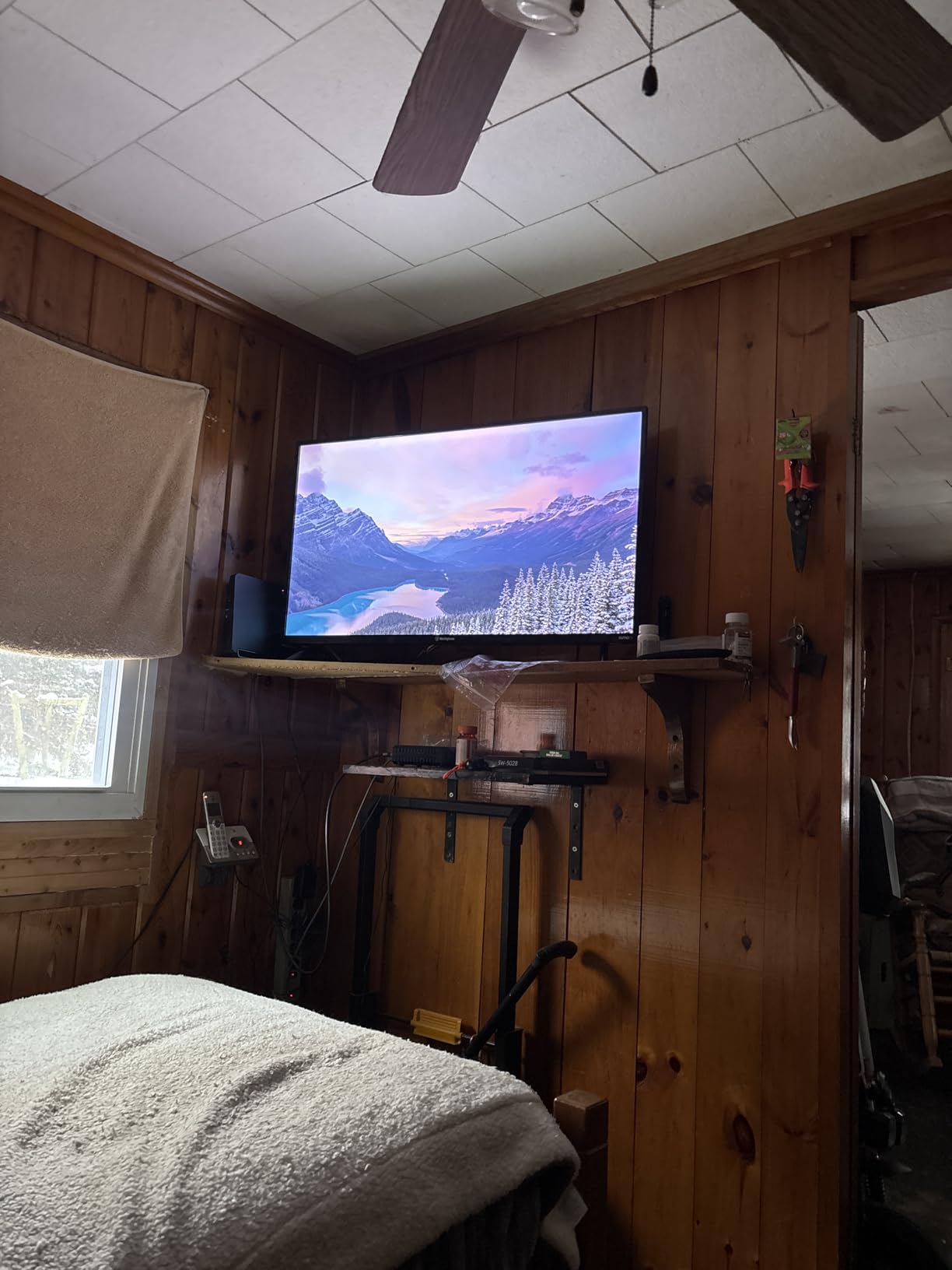 Westinghouse 43-inch Smart TV, FHD 1080P Xumo TV w/Voice Remote, Flat Screen Television w/Dolby Atmos, Bluetooth, Apple AirPlay, Wi-Fi & Mobile Connectivity customer photo 2