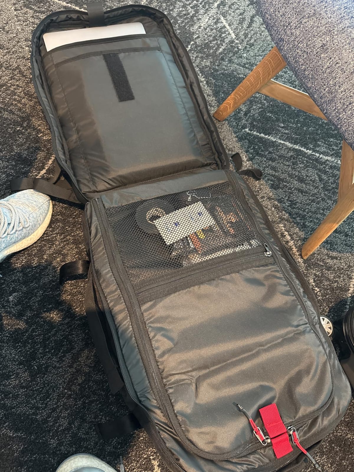 tomtoc Travel Backpack, TSA Carry On/Personal Item Bag Flight Approved | 28/40L Carry on Luggage Backpack for Men Women, PFAS Free, Water-resistant Business Airplanes Rucksack for Travel Essentials customer photo 2