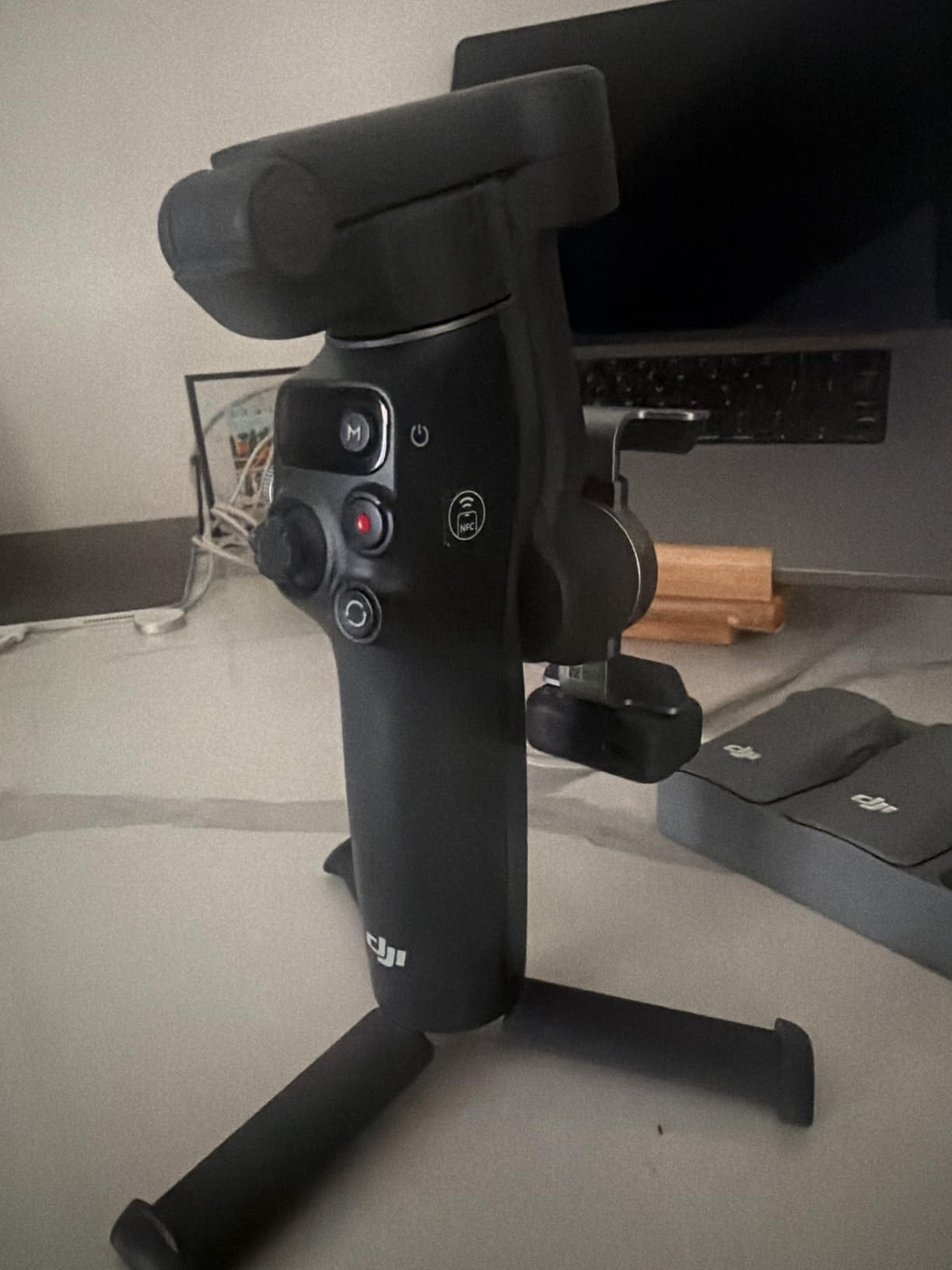 DJI Osmo Mobile 8 Gimbal Stabilizer for Phone, 3-Axis Stabilization | AI Native Tracking with Audio & Lighting, 360 Pan Rotation, Built-in Extension Rod & Tripod, 10h Battery, Extension Rod customer photo 1