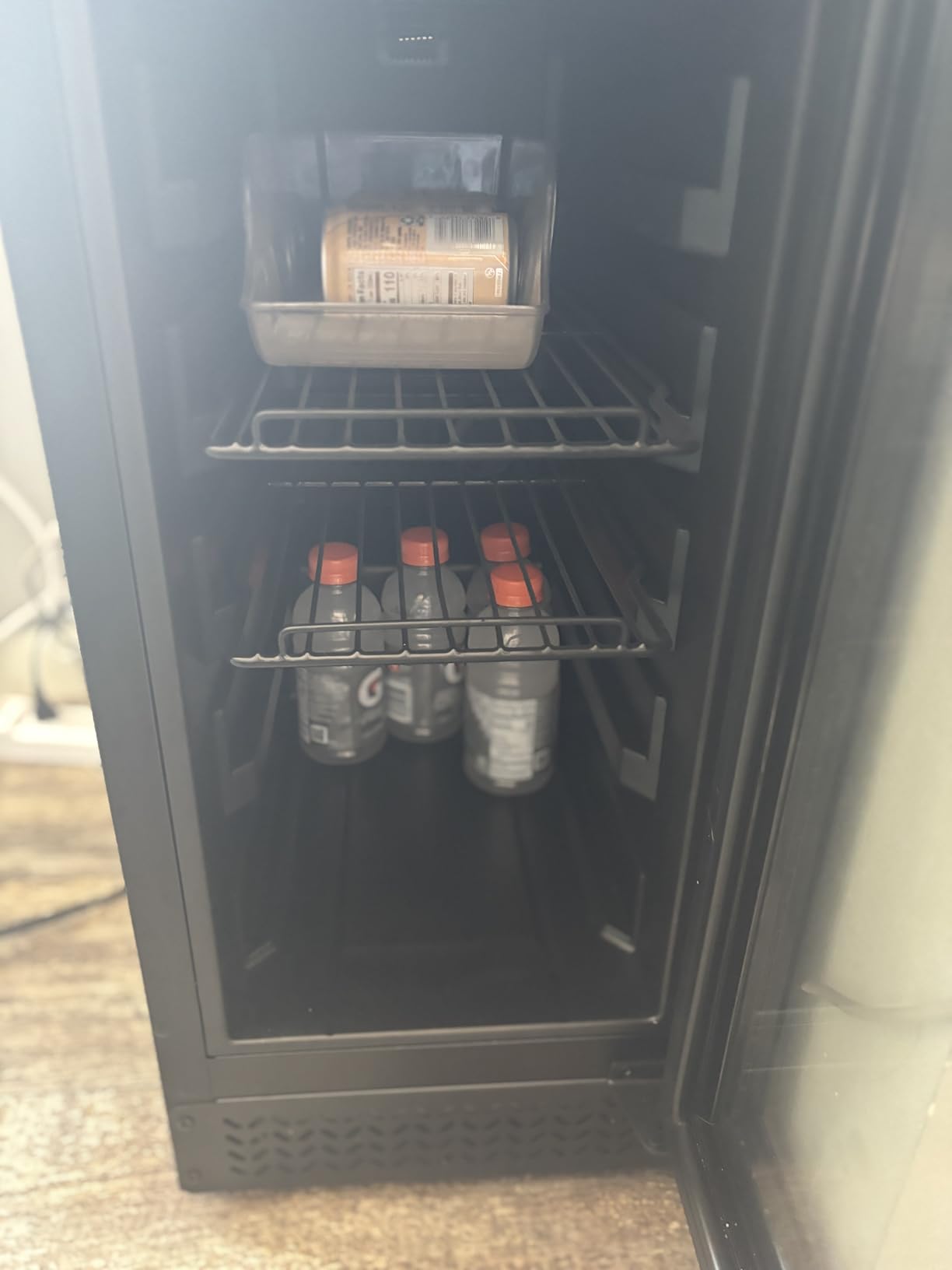 24 Inch Wine and Beverage Refrigerator, 88 Cans and 21 Bottles Dual Zone Wine Fridge with Glass Door Built in or Freestanding, Beverage Cooler for Soda Beer Wine-Kitchen Bar Office customer photo 1