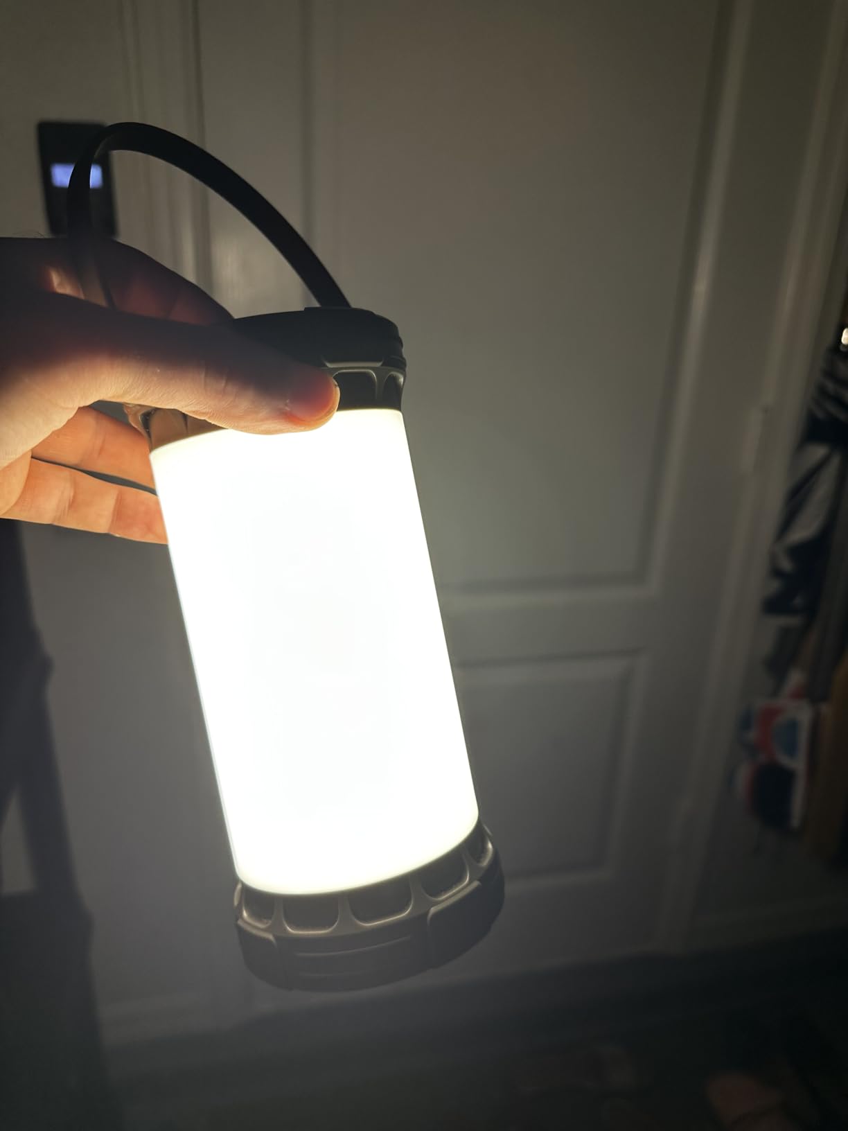 Glocusent LED Ultra Bright Camping Lantern, 1500LM Max, 5000mAh, 3 Colors & 5 Brightness, SOS, Rechargeable customer photo 2