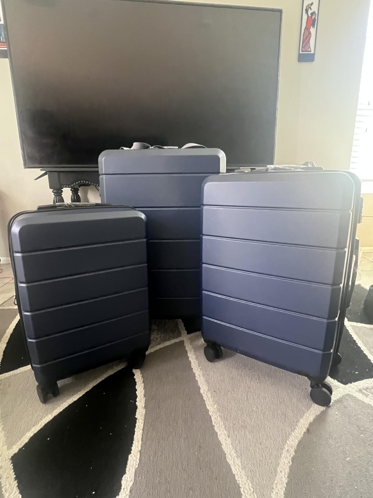 YOETEY Luggage Sets 3 Piece, Expandable Hardshell Suitcase with TSA Lock & Silent Spinner Wheels, Lightweight Hardside Travel Suitcase Set for International Trips (20/24/28 in, Black) customer photo 1