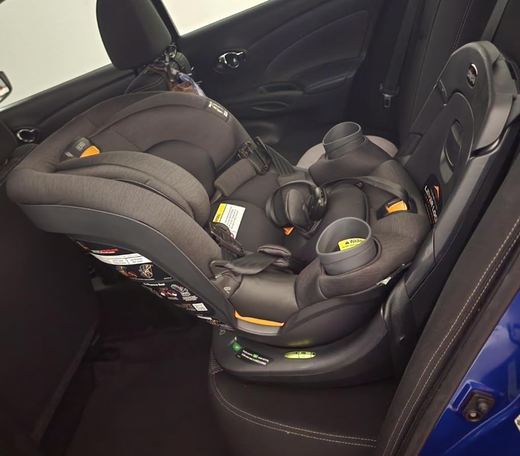Chicco Fit360 Rotating Convertible Car Seat, 360 Degree Rotation, LeverLock, Carbon/Grey, ClearTex, GREENGUARD Gold customer photo 1
