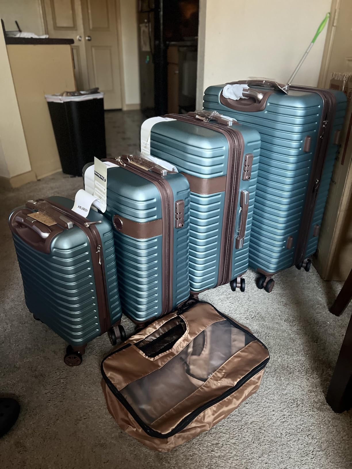 Merax 20 Inch Carry on Luggage Set with Spinner Wheels TSA Lock Lightweight Hardshell ABS Travel Suitcase Airline Approved for Weekend Trips customer photo 1