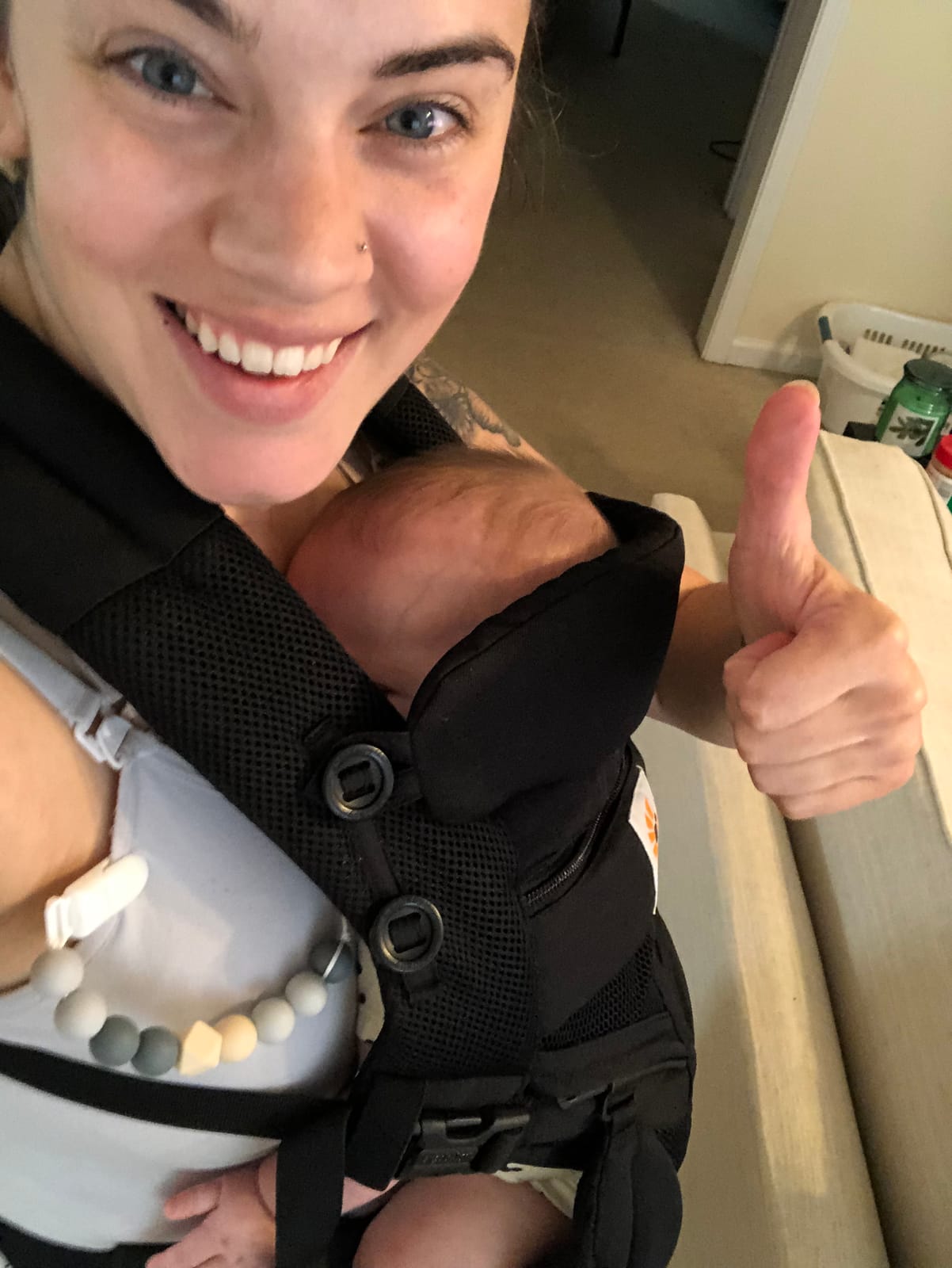 Ergobaby Omni Classic Baby Carrier for Newborn to Toddlers 0-48 Months | 4-Position Breathable Mesh Baby Carrier with Ergonomic Support, Fits 7-45 lbs, Soft Olive customer photo 2