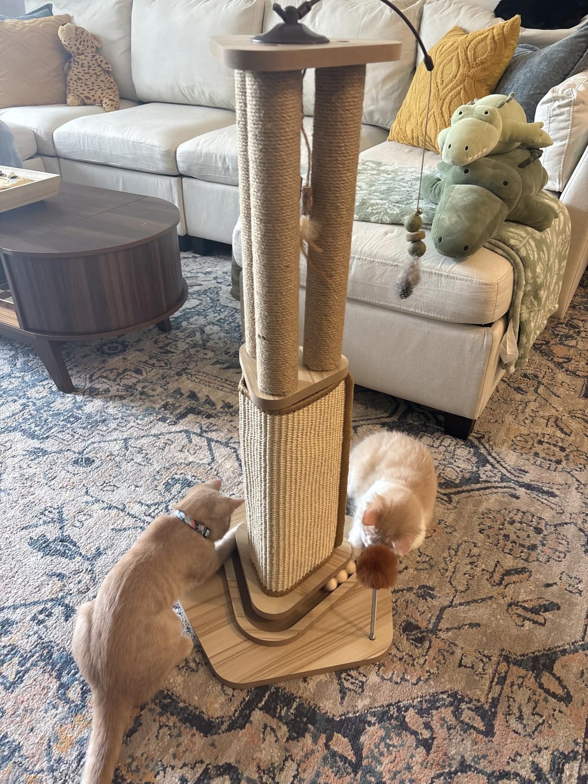 Odoland 34 Inch Cat Scratching Post for Large Cats with 4 Interactive Toys | tall cat scratching post with heavy duty solid wood base for large indoor cats. Durable natural sisal post. customer photo 2