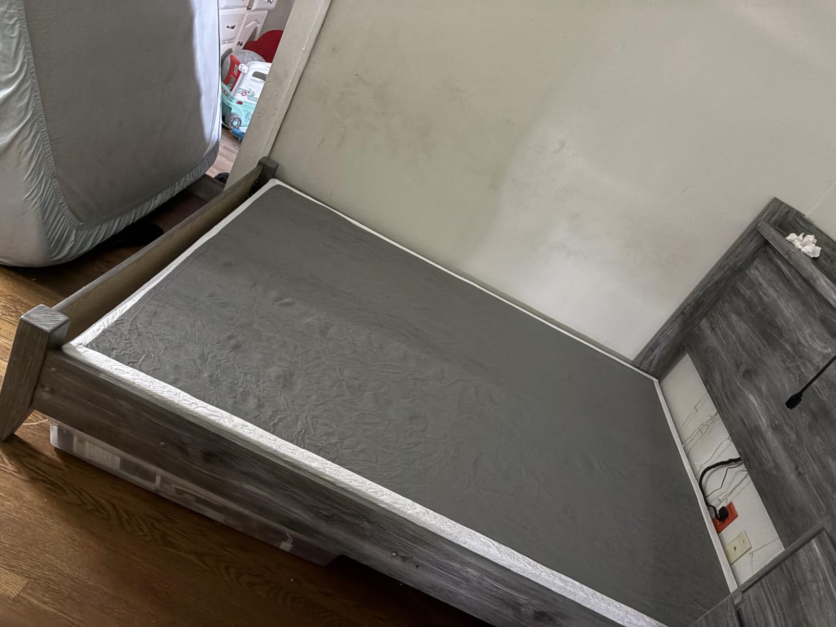 5 Inch Box Spring Full Size Bed, Heavy Duty Metal Mattress Foundation, 3000 lbs Capacity, Low Profile, Noise-Free, Easy Assembly with Fabric Cover customer photo 2