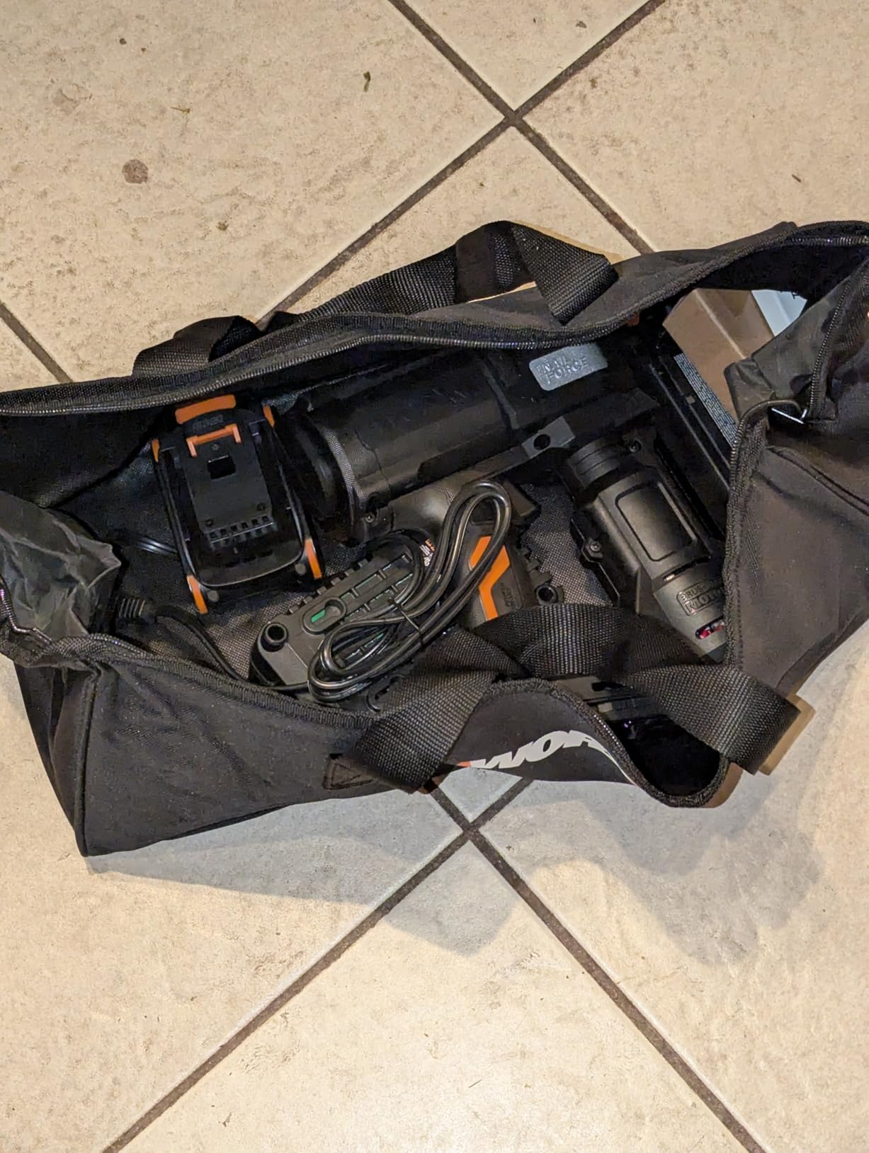 WORX Cordless Brad Nailer, 20V 18GA Brushless Nail Gun, WX838L.1 | Drives up to 2-1/8 in into Hardwood, Narrow Nose and 3 LEDs, 3000 Nails, 2.0Ah Battery and Charger Included, PowerShare customer photo 1