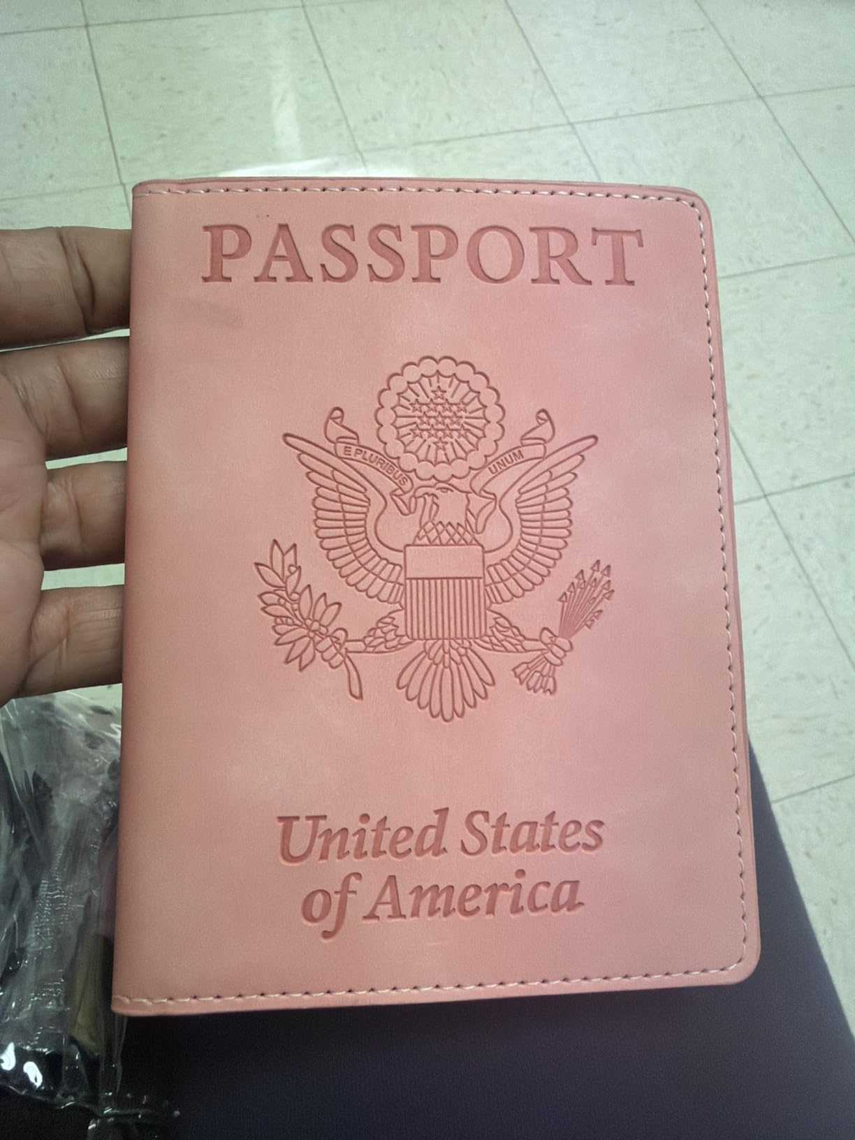Sizobi Neck Wallet for Traveling Women Men, RFID Blocking Passport Holder customer photo 2