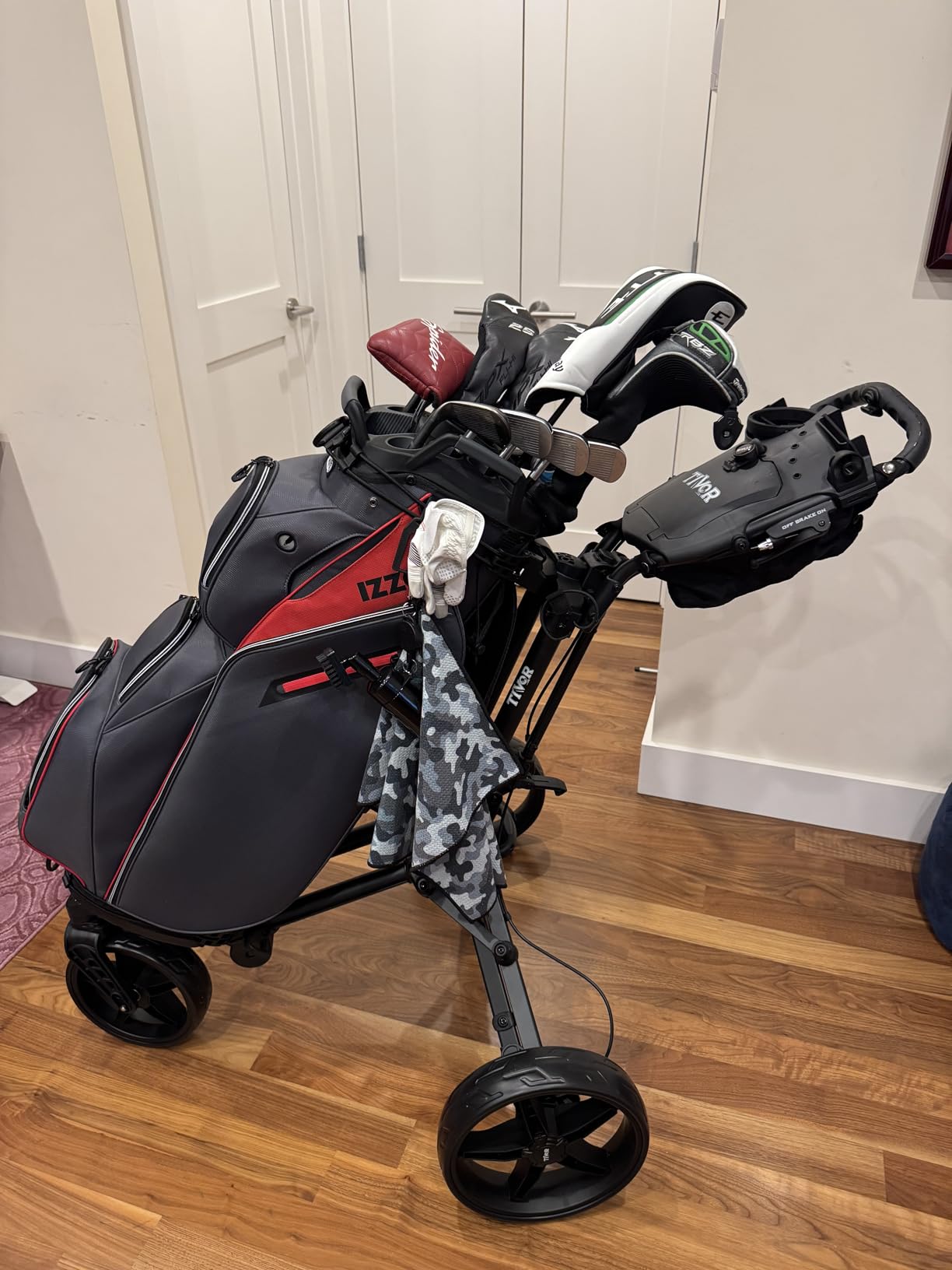 Tivor Golf Push Cart with 360° Front Wheels & Handbrake, 3 Wheel Pull Cart Offers One-Click Folding and All-Terrain Mobility customer photo 1