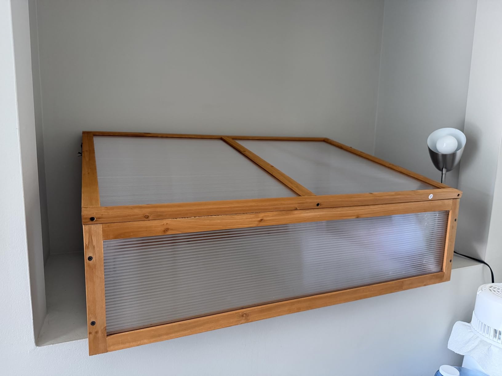 Giantex Wood Cold Frame Greenhouse, Raised Flower Planter Protection with Transparent Openable Roof & Slatted Shelf, Indoor Outdoor Hot House for Garden Balcony, 36
