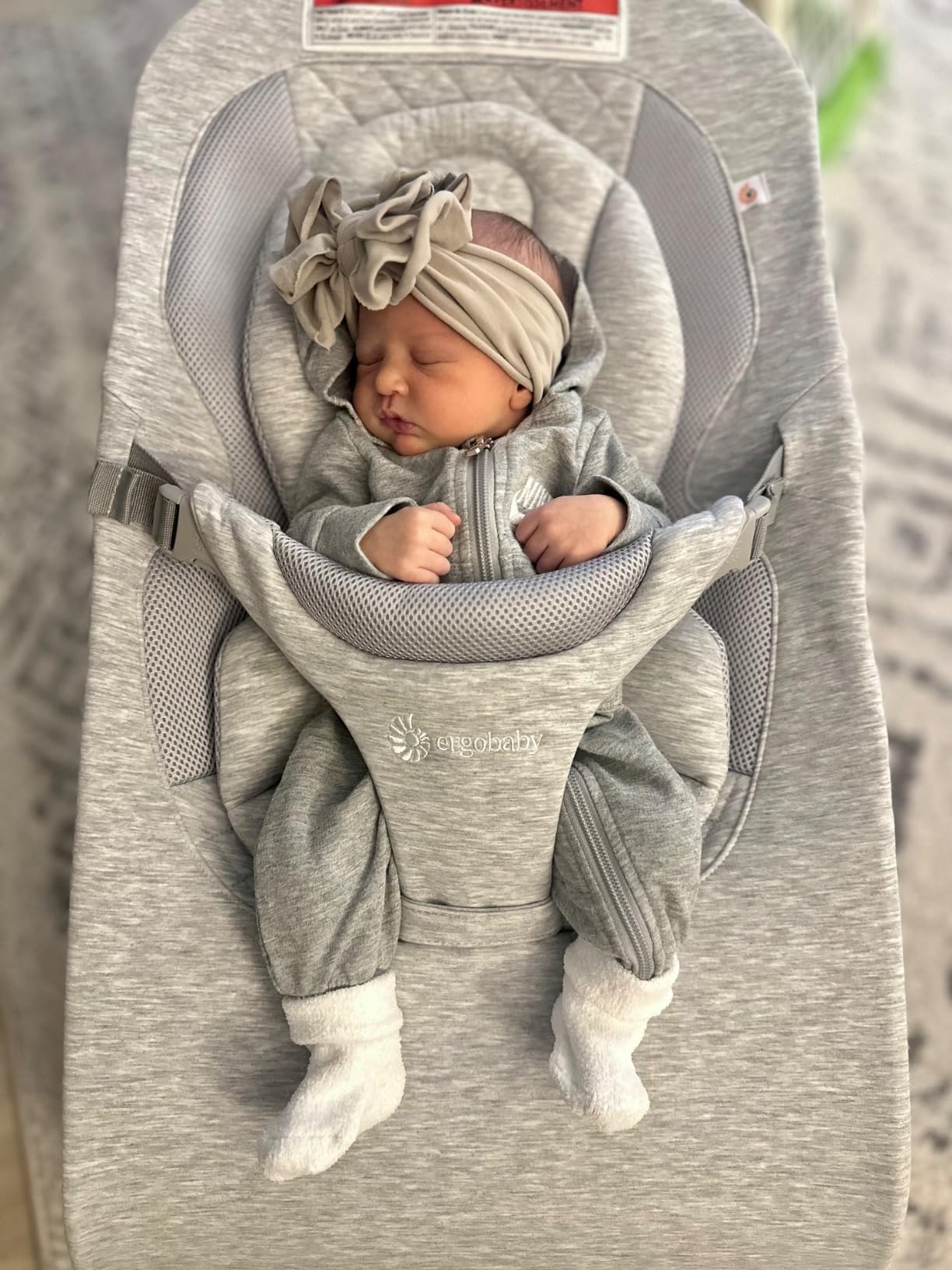 Ergobaby Evolve 3-in-1 Bouncer Seat for Babies and Toddlers 5.5-25 lbs | Multi Position Baby Bouncer Seat with Adjustable Heights, Secure Harness, Newborn Insert, Knit Cream customer photo 2