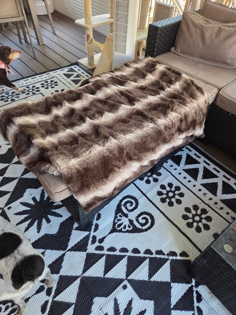 Waterproof Dog Blanket for Large Dogs, Dual-Sided Comfort Pet Calming Blanket for Couches, Cozy Cat Blanket Fleece Washable, Reversible Throw Blanket for Furniture Protection, 40