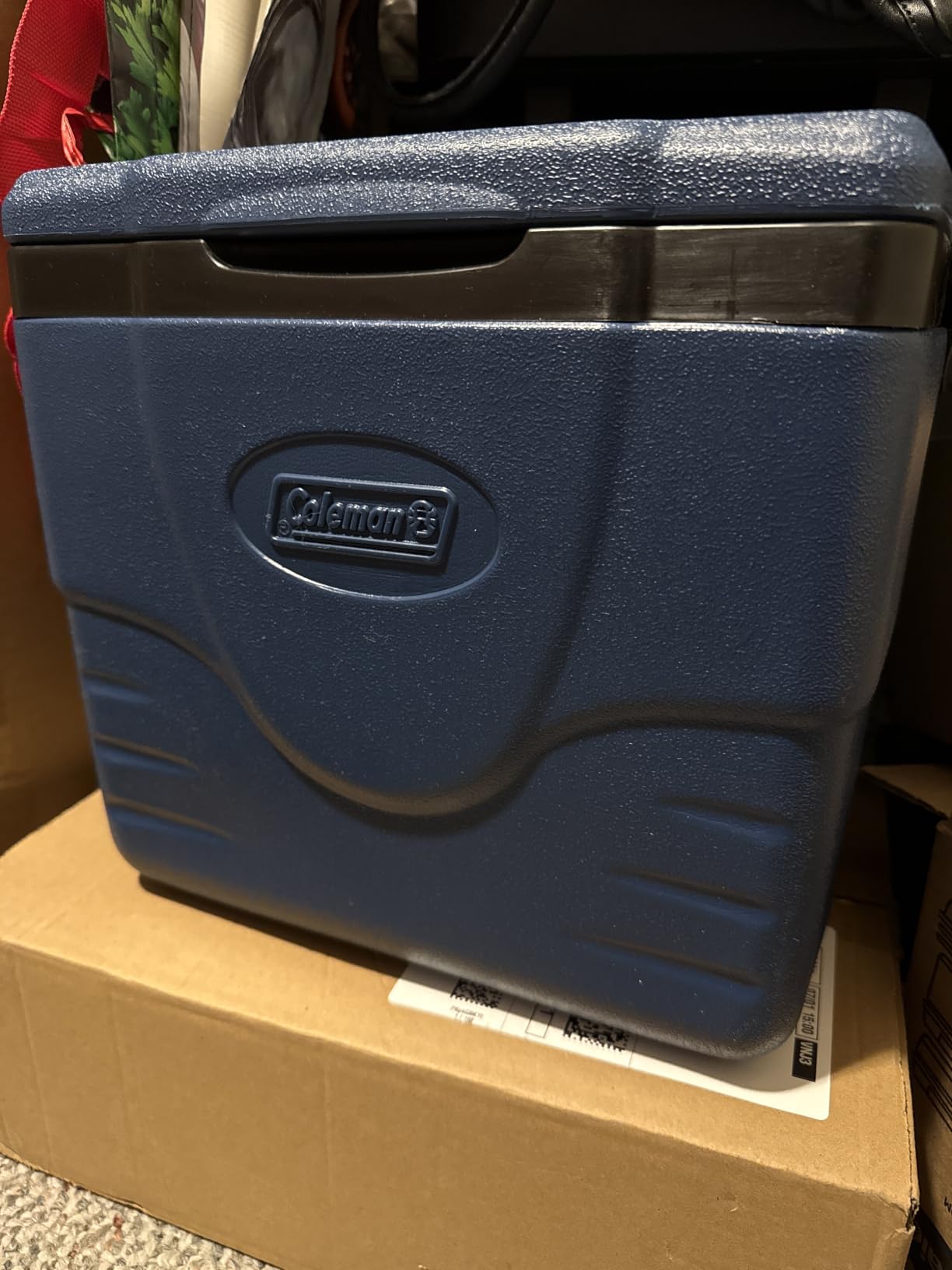 Coleman Chiller 9/16/30/48/60qt Cooler with Ice Retention, Leak Resistant, Great for Camping, Concerts, Sports, and More customer photo 1
