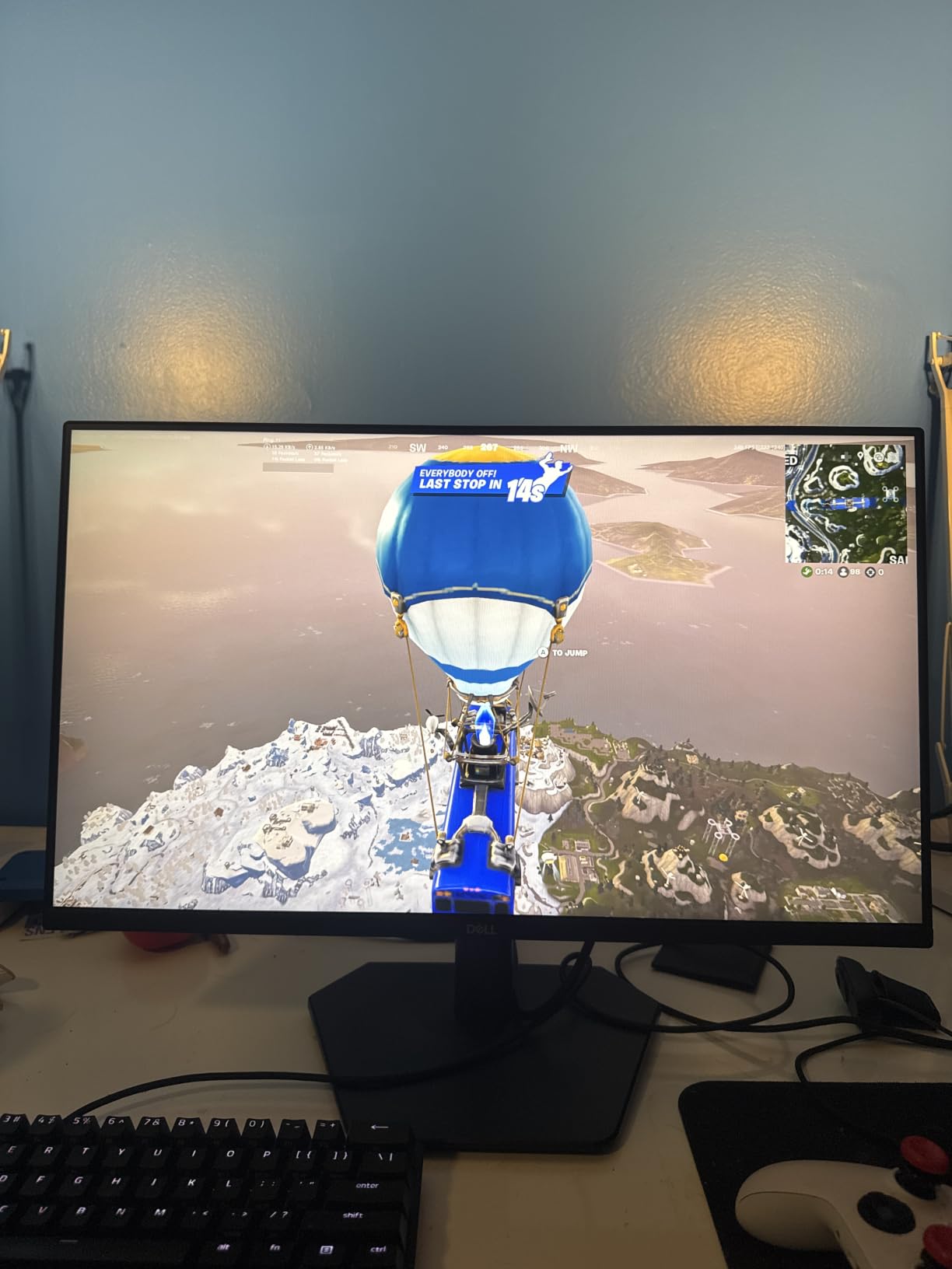 Dell 24 240Hz Gaming Monitor - SE2426HG - 23.8-inch FHD (1920x1080) 240Hz Display, in-Plane Switching (IPS) Technology, AMD FreeSync Premium, TUV 3-Star, 2X HDMI, DisplayPort 1.4, Tilt customer photo 1