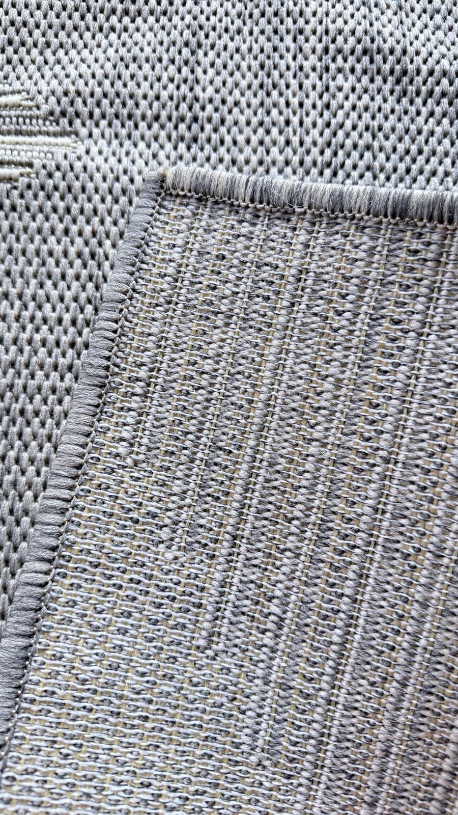 MontVoo-Outdoor Rug Carpet Patio Rug 5x7 ft Polypropylene Indoor Outdoor Rugs for Patio Deck Balcony Porch, Textured Weave, Durable for High Traffic, Fade-Resistant, Boho Geometric Neutral Brown customer photo 1