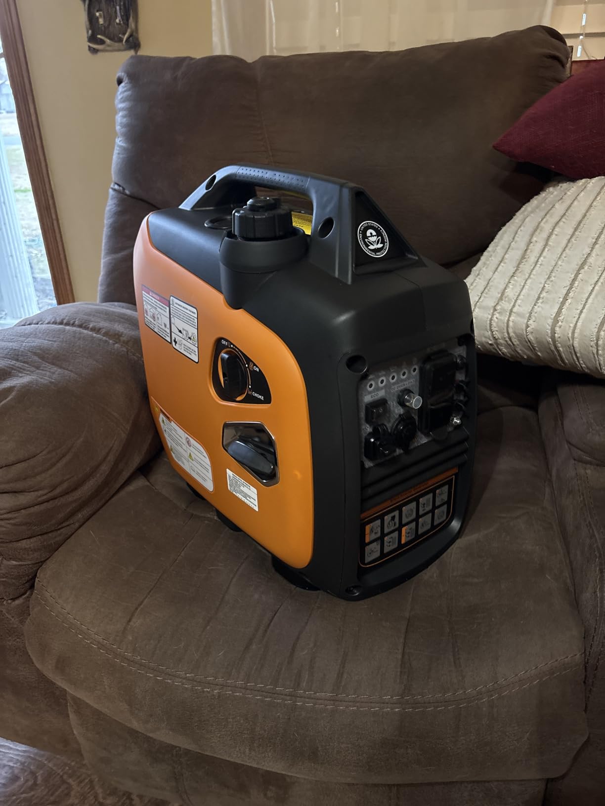 Oxseryn 2800-Watts Portable Inverter Generator, Gas Generators for Home Use, Camping, Super Quiet Emergency Home Backup, with Fuel Shut Off, 1.1Gal Fuel Tank, 39Lbs, EPA Compliant customer photo 2