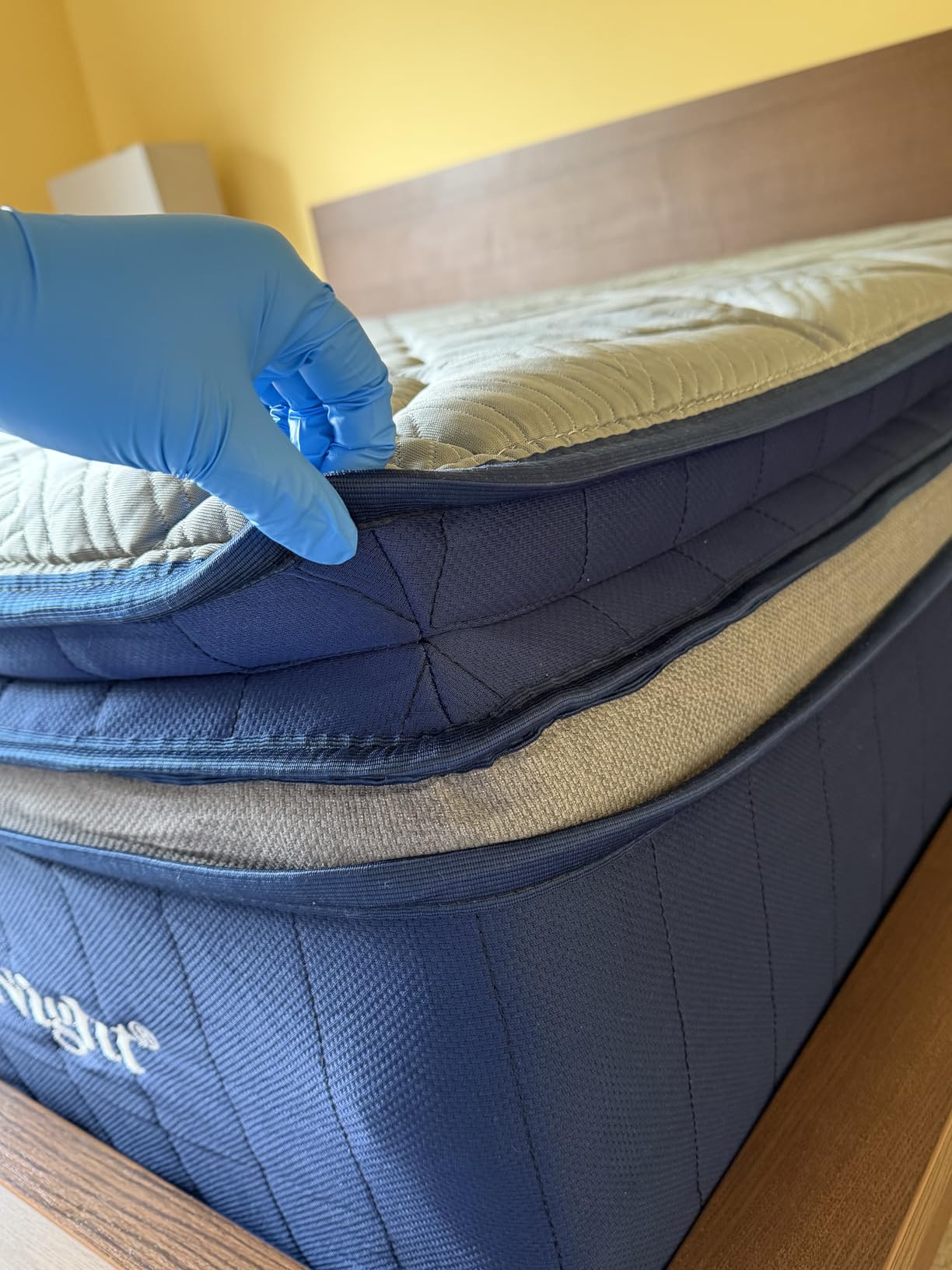 Sweetnight CoolNest Hybrid King Size Mattress 14 Inch, Cooling Pillow Top | Cool Night Sleep for Hot Sleeper, 7-Zone Ergo Support for Pressure Relief, 4 Stage Cool Enhanced Breathability, Medium Firm customer photo 2