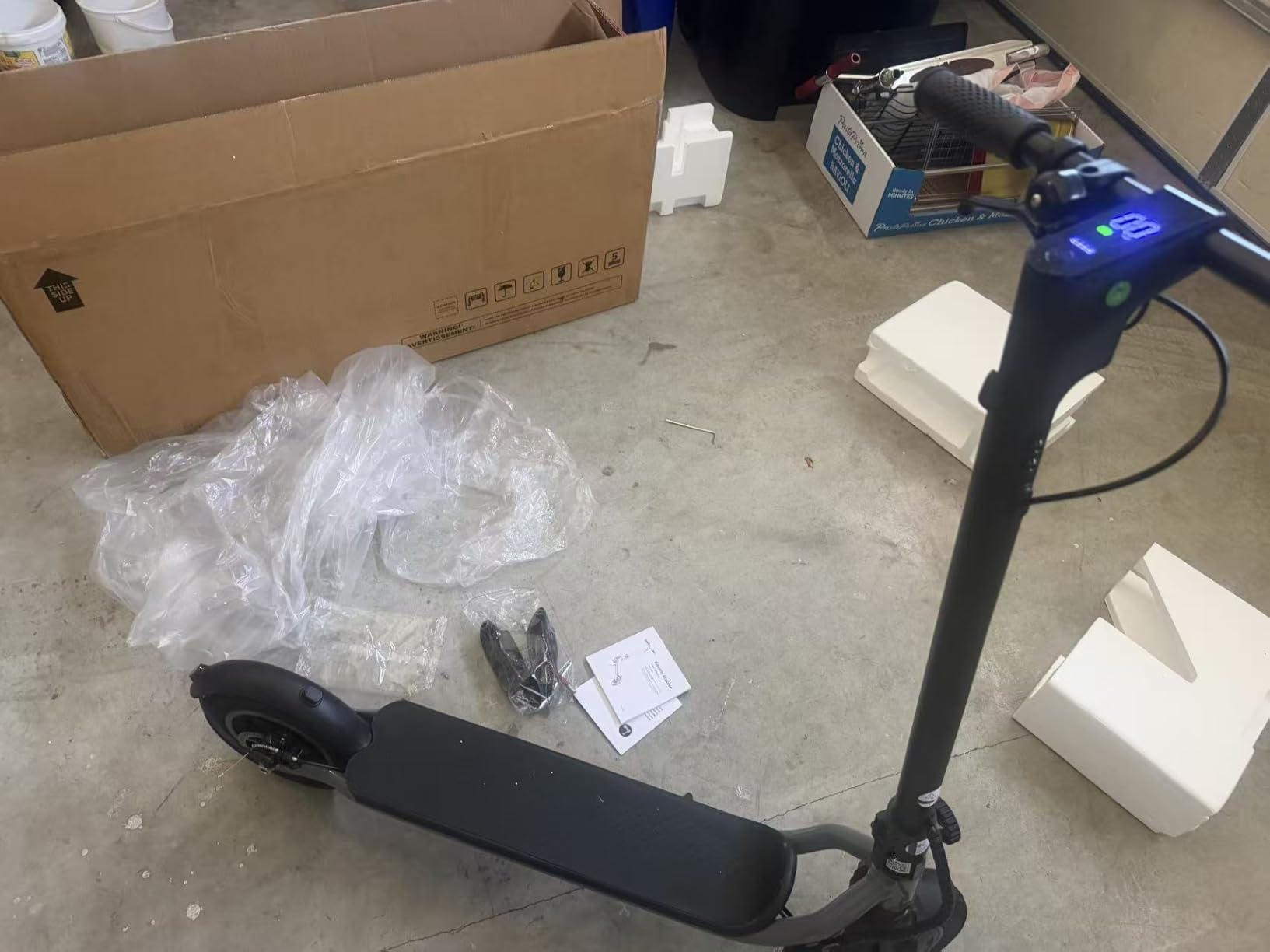 Electric Scooter, 21/23/28 Miles Range, 20 MPH Speed, 350/500W Motor customer photo 2