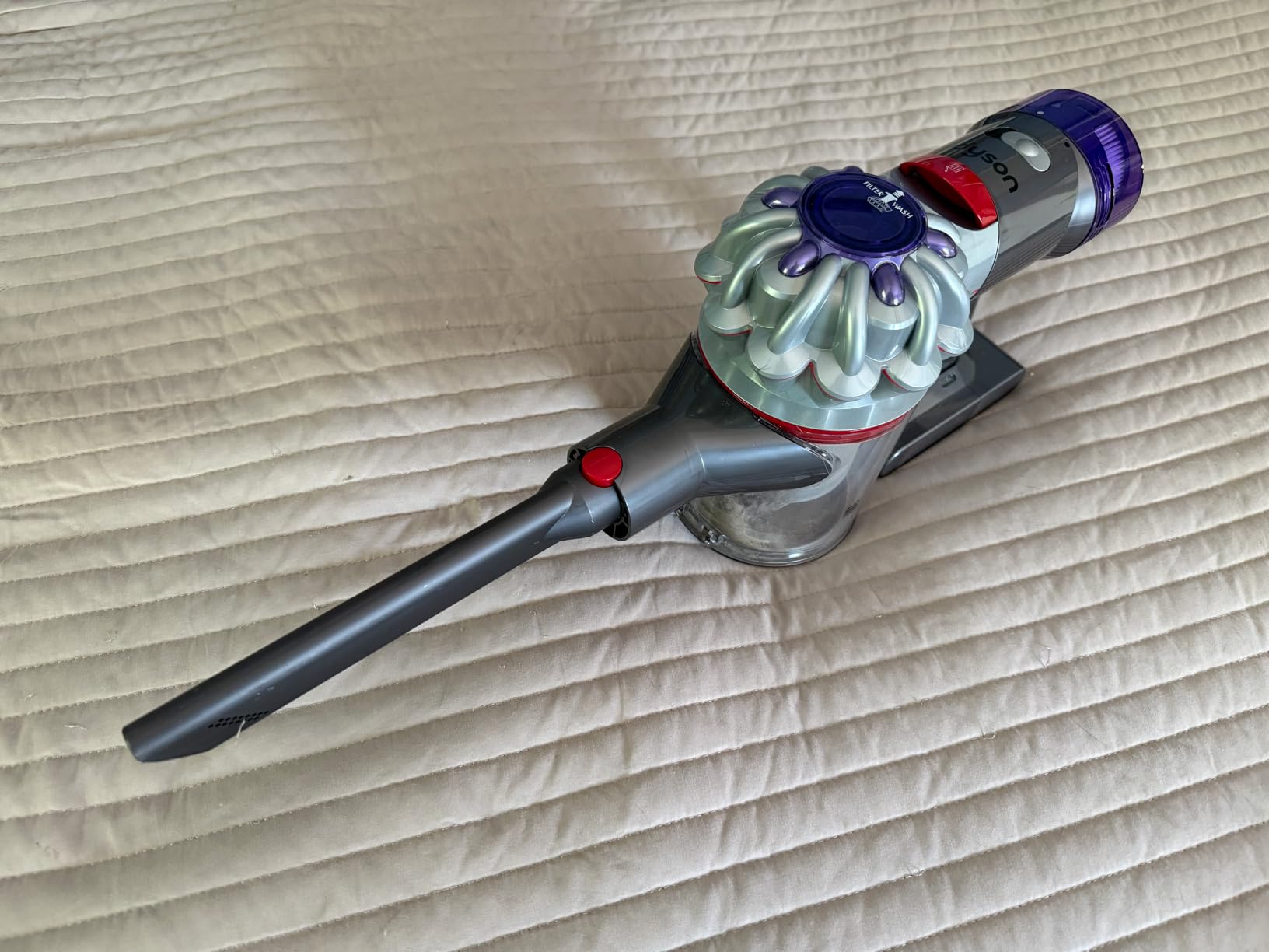 Dyson V8 Cordless Vacuum customer photo 2