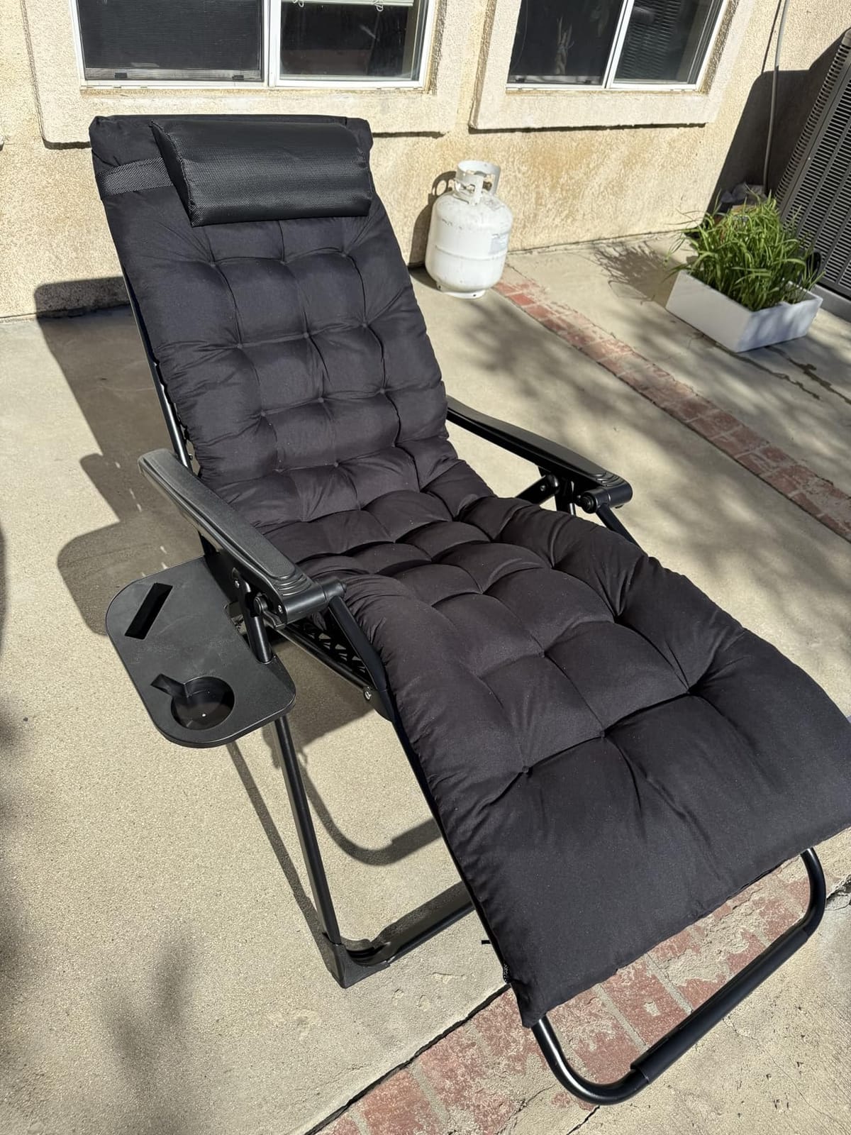 NEWBULIG Zero Gravity Chair, Folding Patio Recliner with Cup Holder Trays | Portable Lounge Chair with Removable Cushion for Beach & Camping, Classic Black customer photo 2