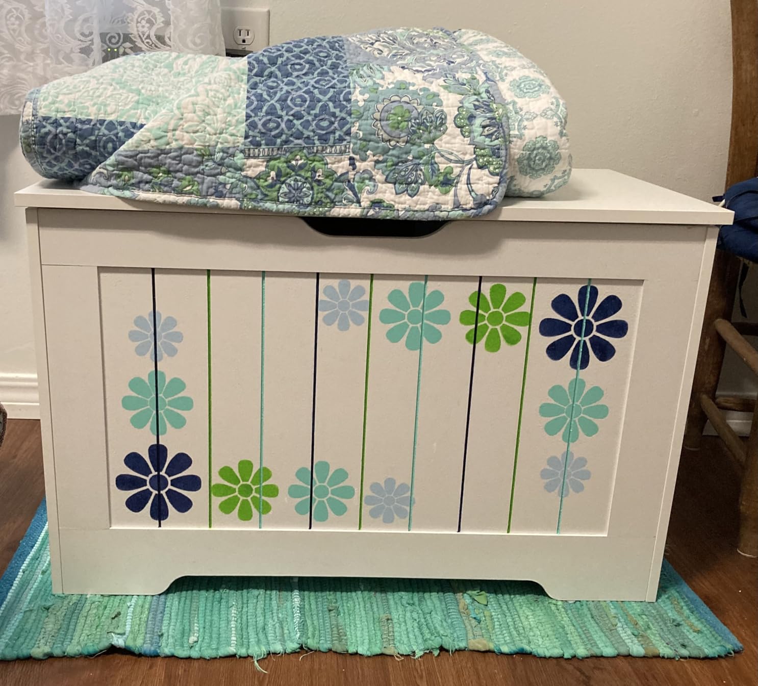 VASAGLE Boho Storage Bench with Rattan Look, Rounded Corners | Blanket Chest and Trunk with Seat for Bedroom Entryway, Natural Brown, ELLAN Collection ULSB503KC01 customer photo 1