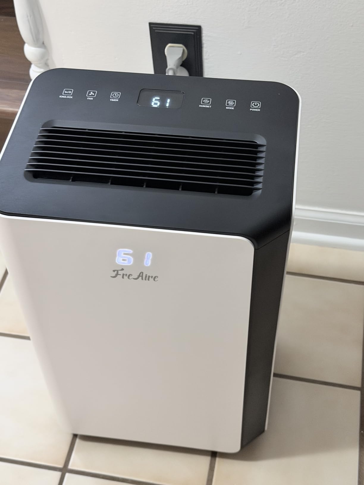 FreAire 54Pint Quiet Dehumidifier for 4500Sq.Ft With 3.3Ft Drain Hose | Energy-Saving, Quiet, Front Humidity Display, Compression System, Sleep Mode, Child Lock, For Basement, Whole Home customer photo 2