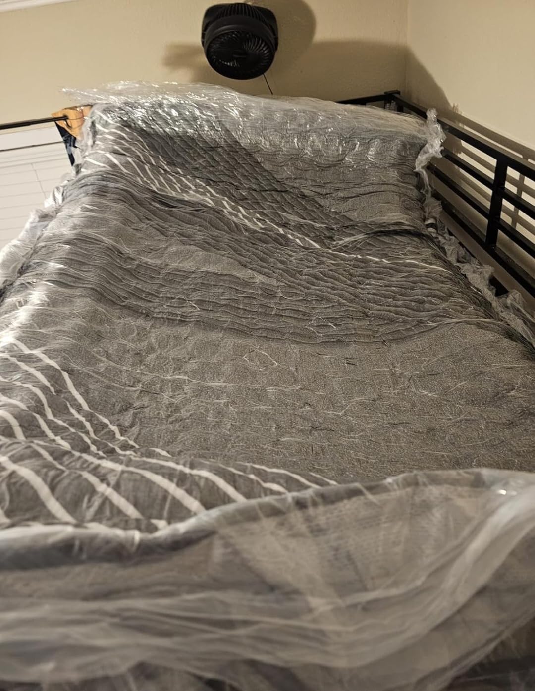 Firm Queen Mattress 14 inch, Cooling Hybrid Queen Mattress in a Box customer photo 1