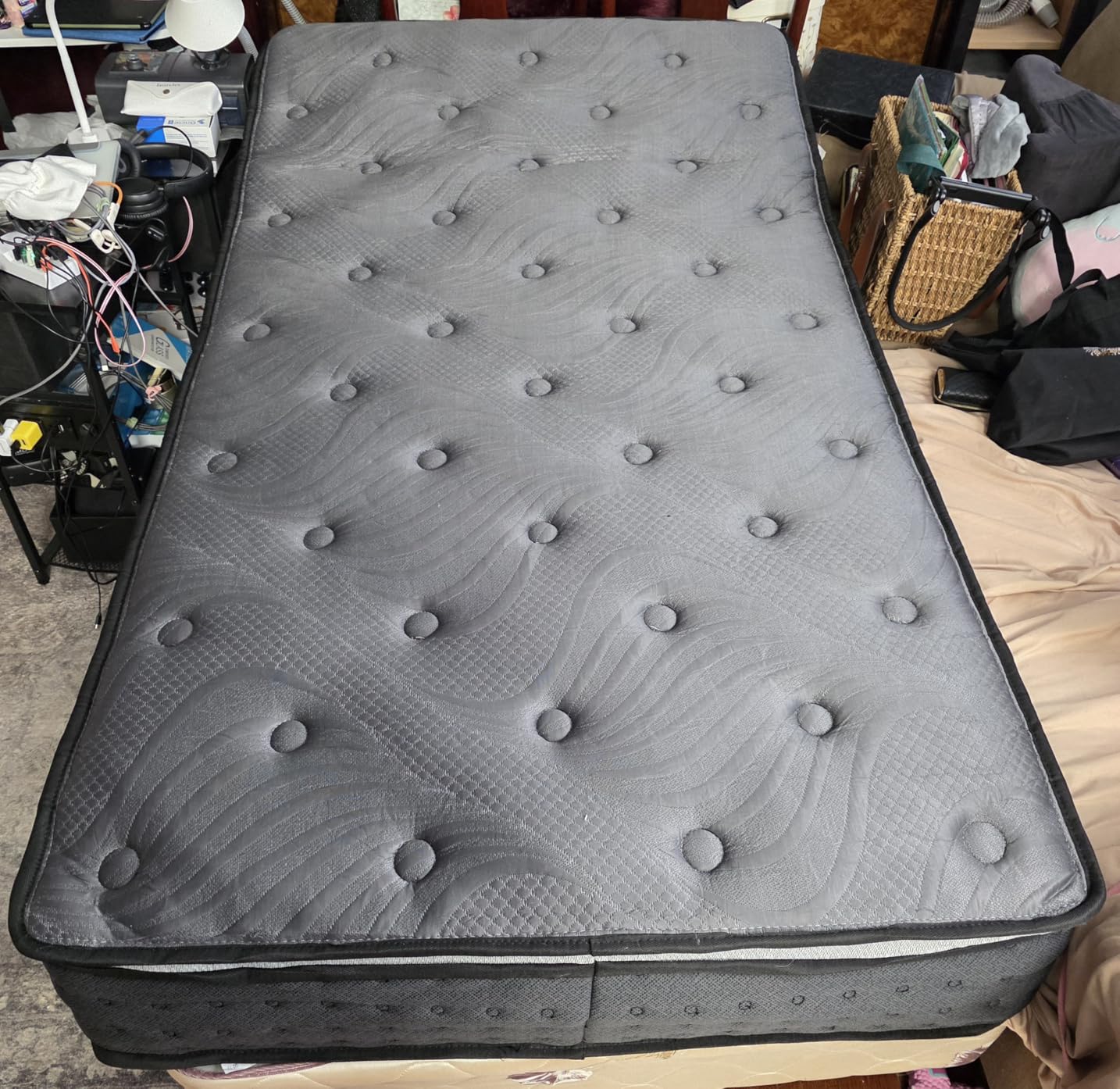 Firm Queen Mattress 14 inch, Cooling Hybrid Queen Mattress in a Box customer photo 2