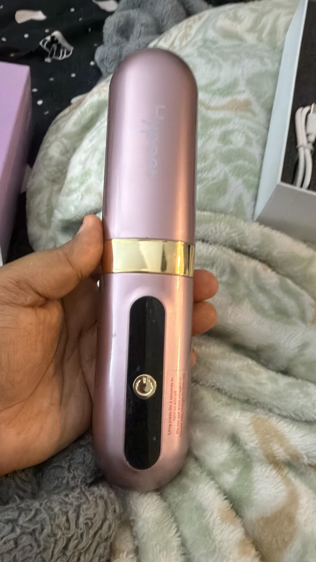 Cordless Hair Straightener Brush, Ionic & Anti-Frizz, Ceramic Tourmaline MCH Fast Heating, Anti-Scald, 4000mAh Type-C Fast Charging, Portable Cordless Hair Straightener Brush for Women customer photo 1