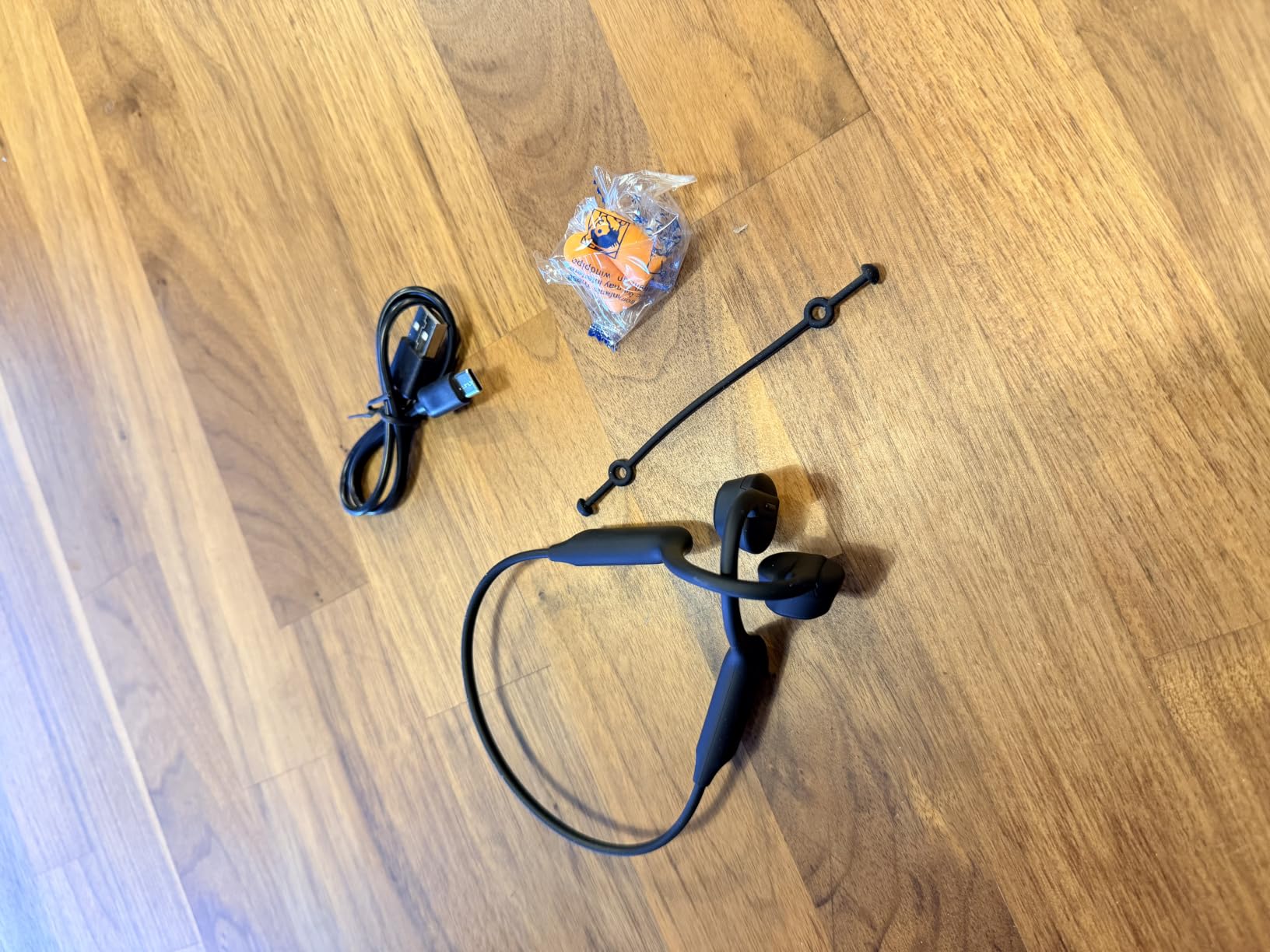 Bone Conduction Headphones, Wireless Bluetooth Open-Ear Sports Headphones with Mic, Type-C Quick Charging Long Battery Life, Upgrade Waterproof Earphones for Running, Walking, Cycling, Workout, Gift customer photo 1