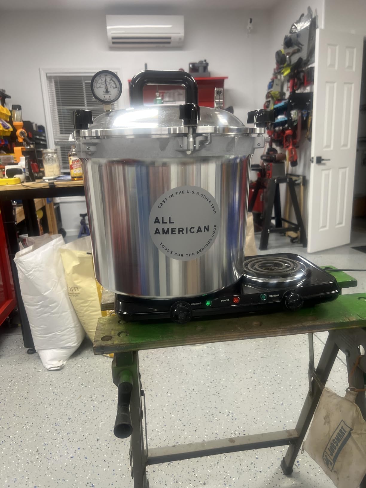 All American 1930: 15.5qt Pressure Cooker/Canner (The 915) - Exclusive Metal-to-Metal Sealing System - Easy to Open & Close - Suitable for Gas, Electric, or Flat Top Stoves - Made in the USA customer photo 2