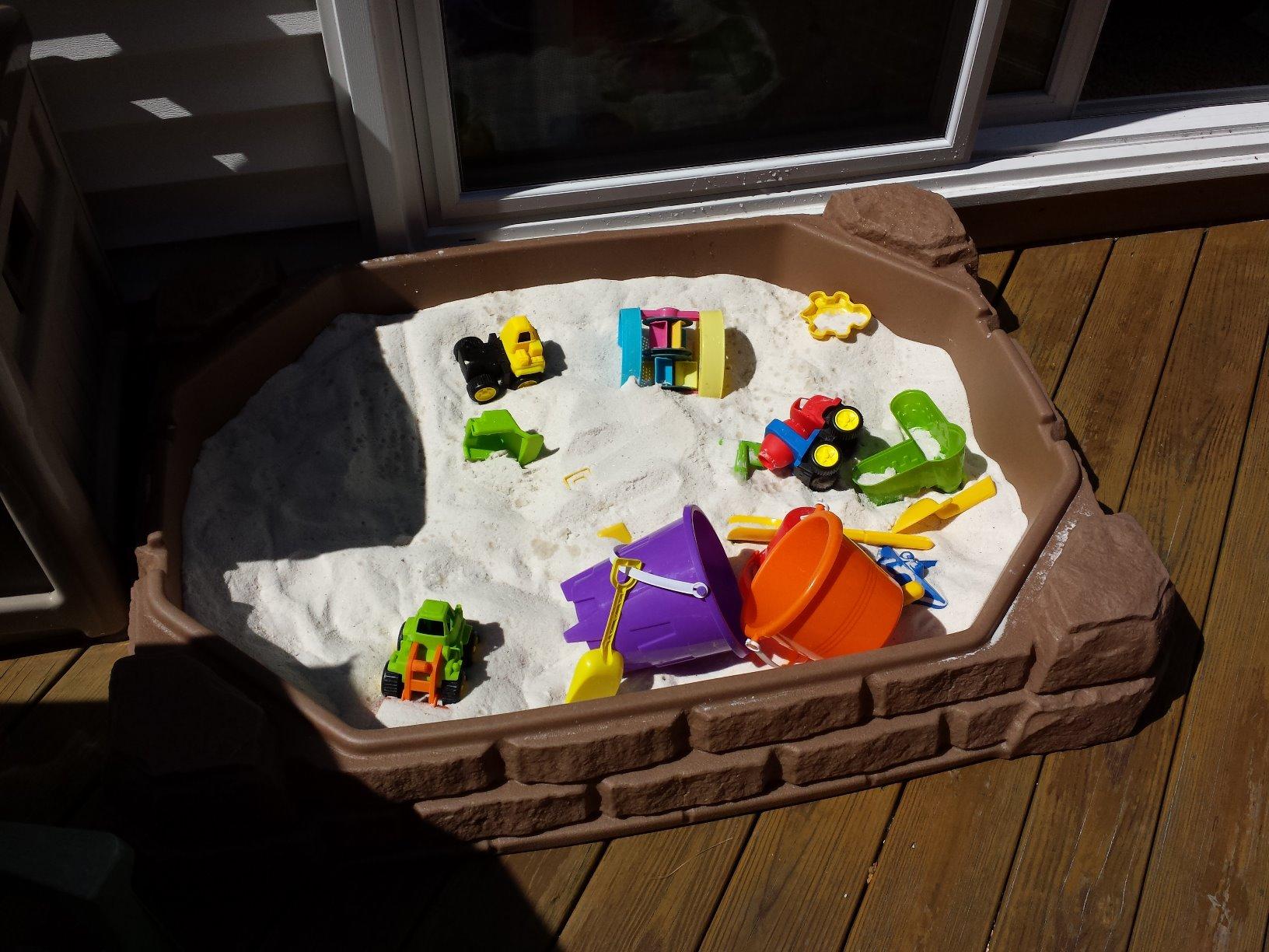 Step2 Natural Playful Sandbox, Kids Activity Sensory Table, Summer Outdoor Toys, Lid Included, For Toddlers 1+ Years Old customer photo 2