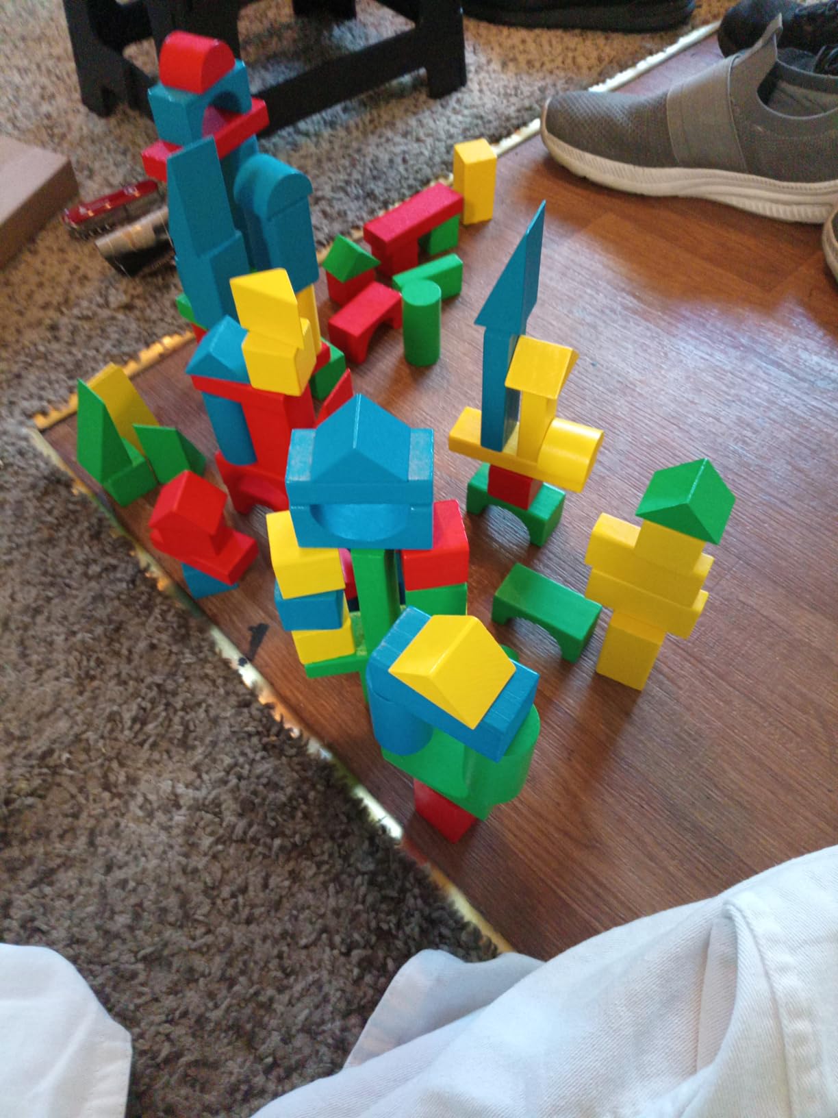 Melissa & Doug 100 Wooden Building Blocks with Storage Box customer photo 2