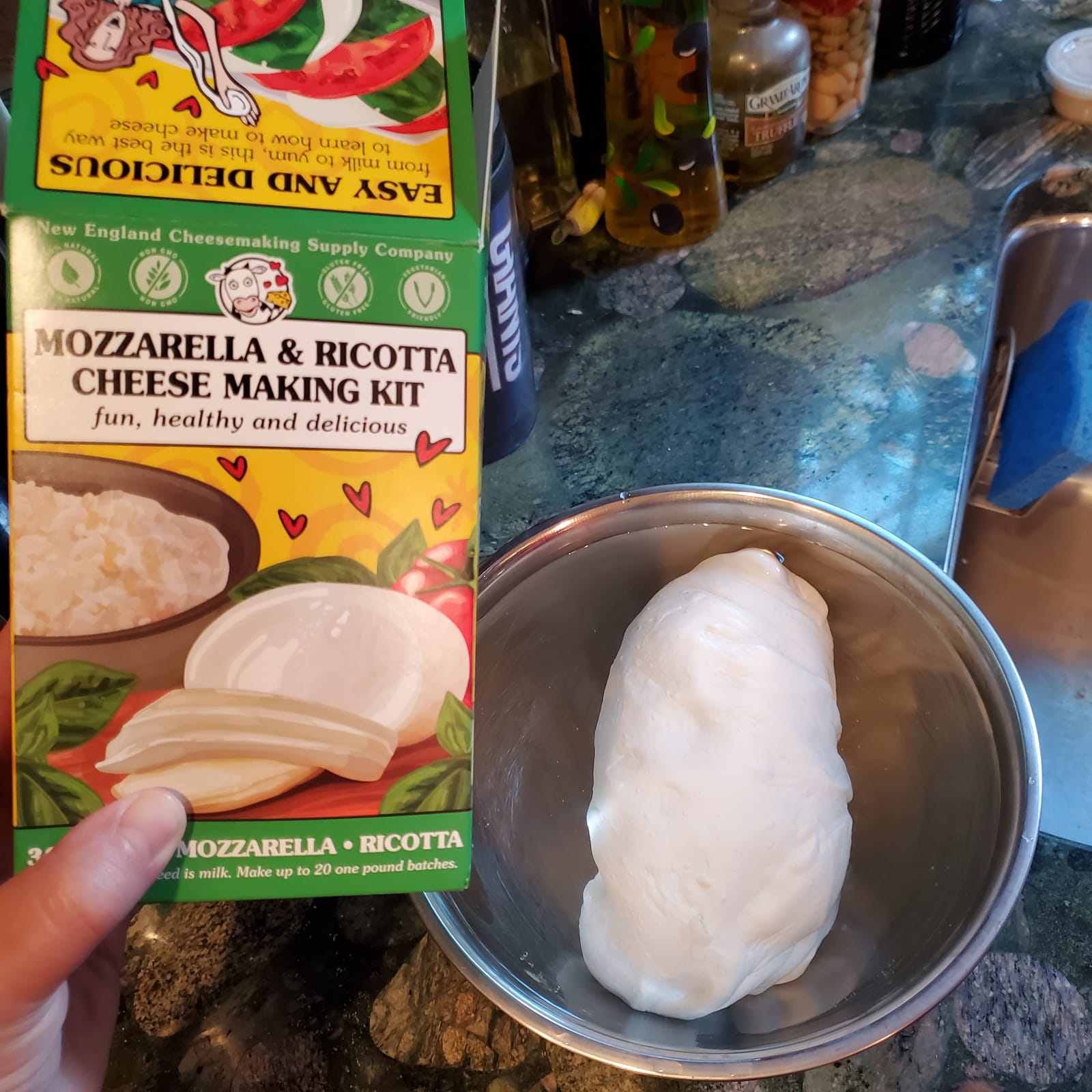 Mozzarella and Ricotta Cheese Making Kit customer photo 2