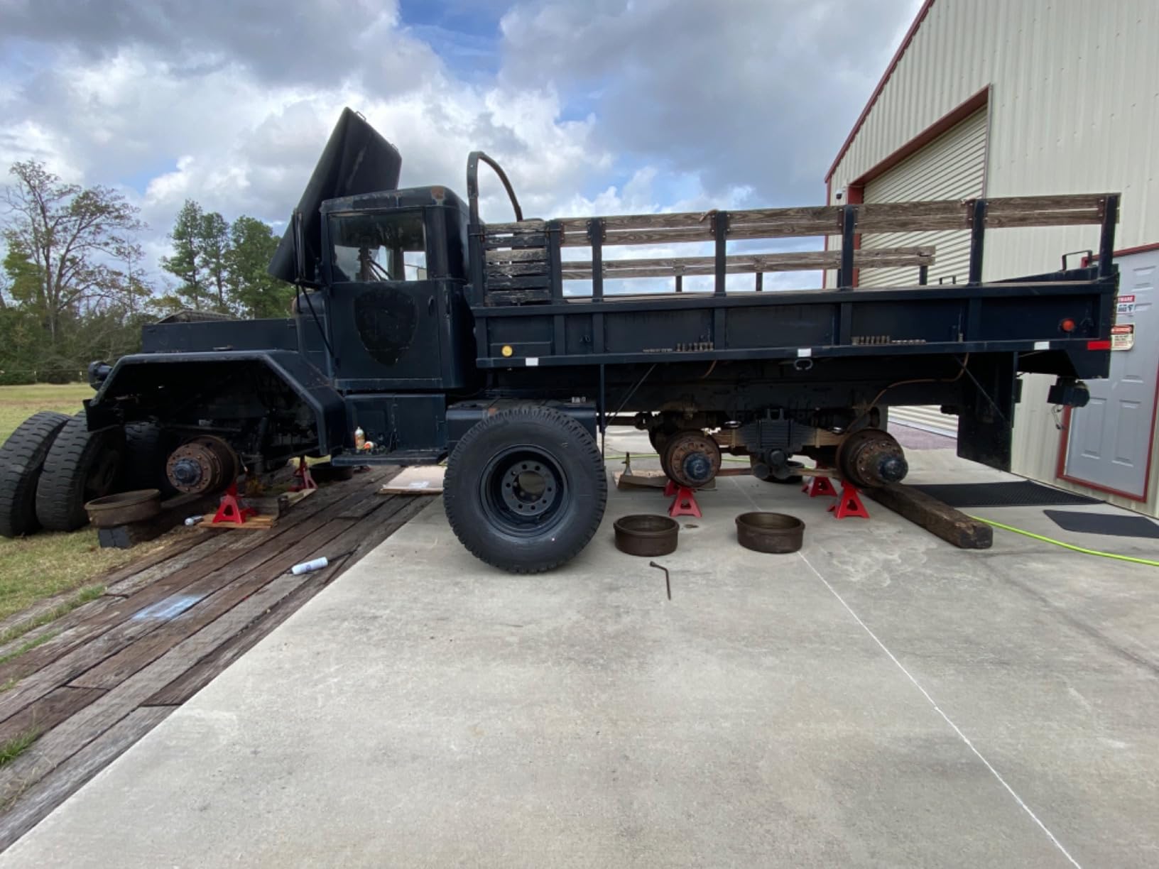 BIG RED T46002A Torin Steel Jack Stands: Double Locking, 6 Ton (12,000 lb) Capacity, Red, 1 Pair customer photo 2