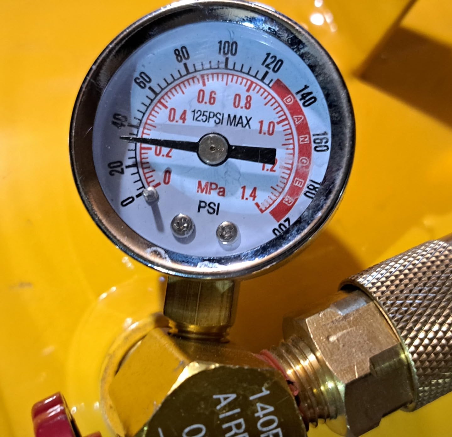 Performance Tool W10005 5-Gallon Portable Horizontal Air Tank customer photo 2