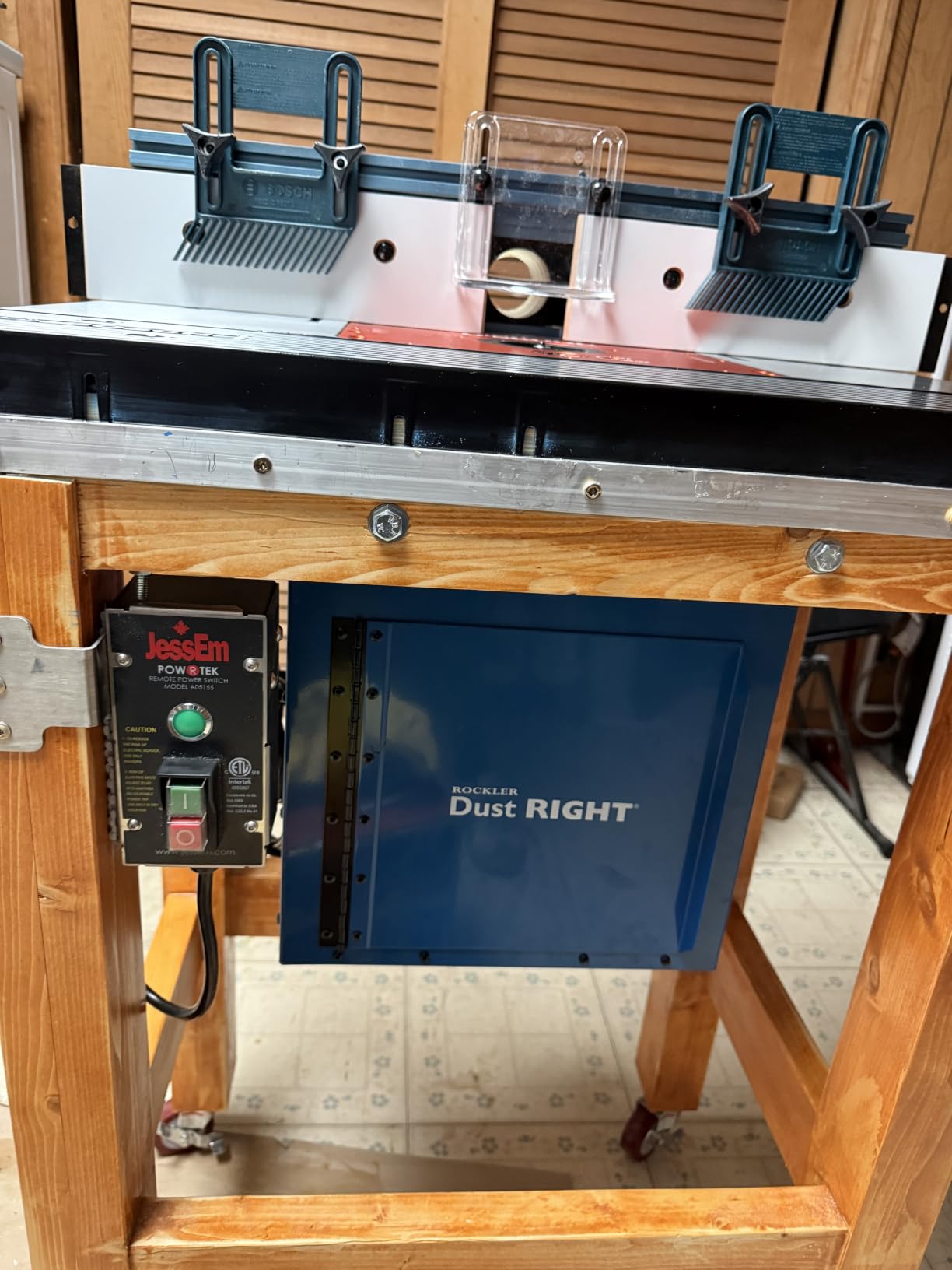 Bosch RA1181 Benchtop Router Table customer photo 2