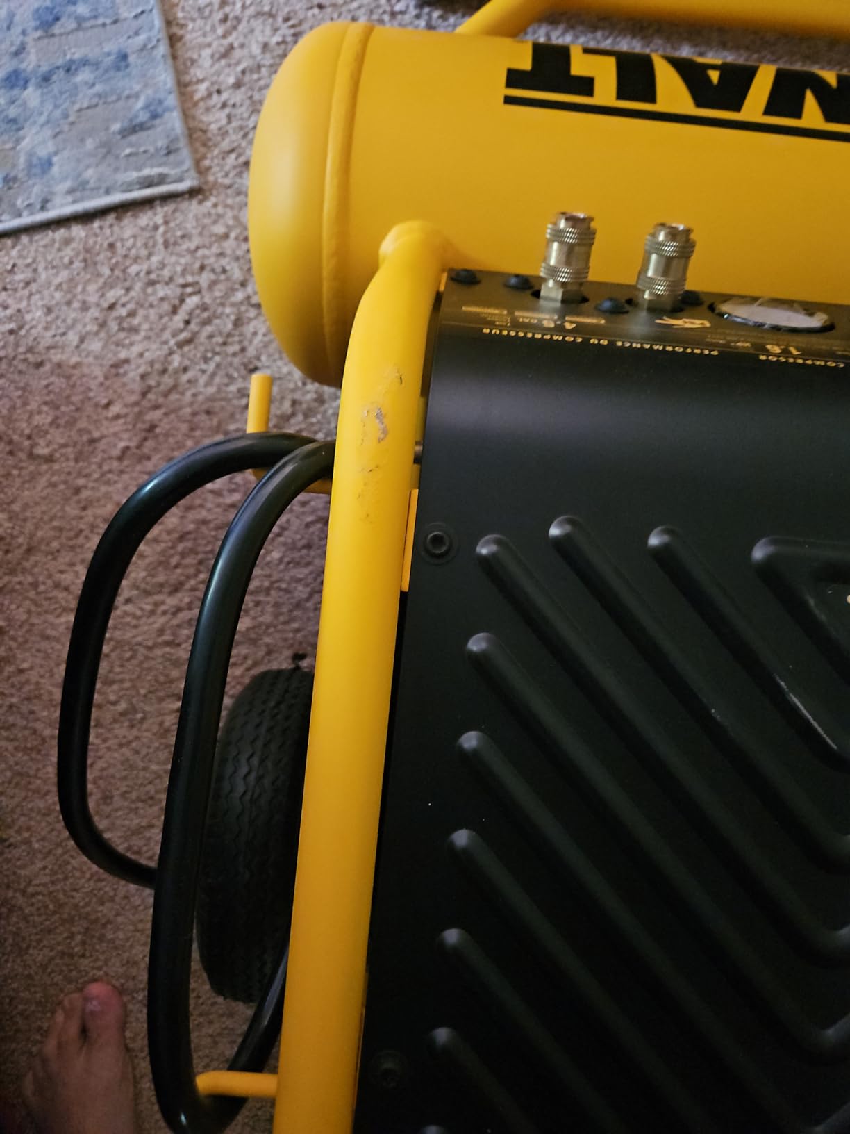 DEWALT Air Compressor, 225-PSI Max, Hand Carry with Wheels, 4-1/2 Gallon (D55146) customer photo 2