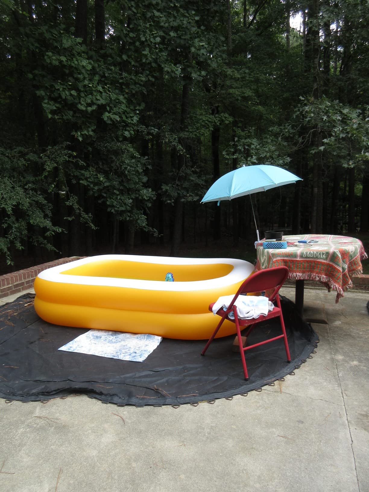 Intex 56483EP Inflatable 8.5' x 5.75' Swim Center Family Pool for 2-3 Kids, Backyard Splash Pool for Children 6+ Years Old, 198-Gallons, Blue & White customer photo 2