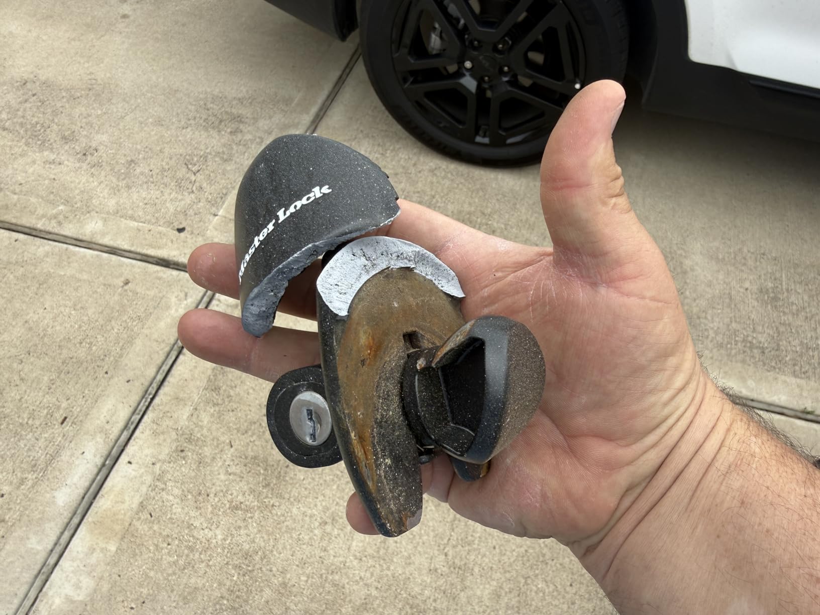 Master Lock Trailer Lock, Black Trailer Tongue Lock 379ATPY customer photo 1