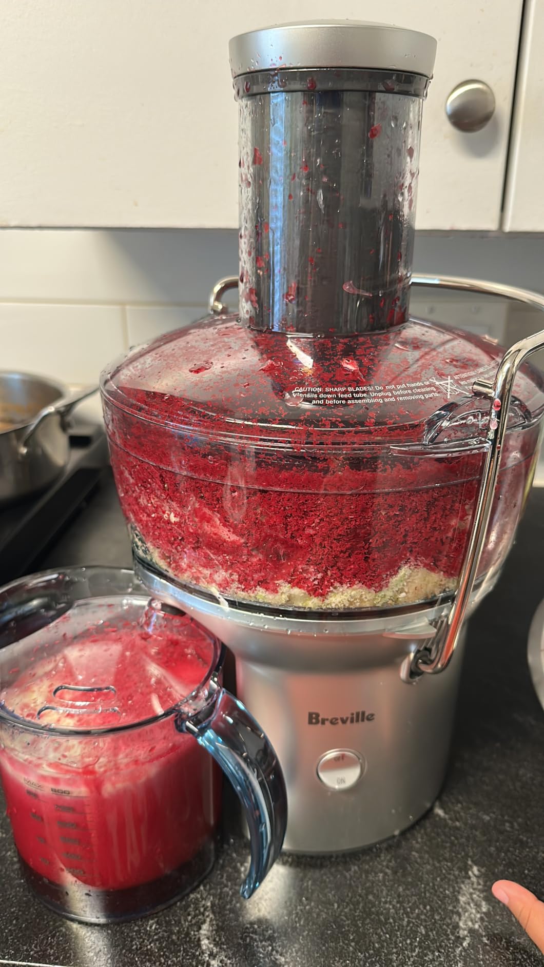 Breville BJE200XL Juice Fountain Compact Centrifugal Machine, Silver customer photo 2