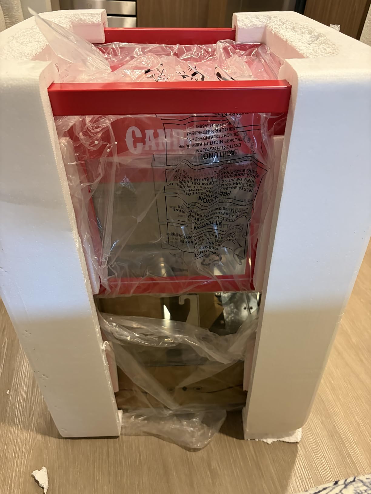 Nostalgia Popcorn Maker Machine - Professional Cart With 8 Oz Kettle Makes Up to 32 Cups - Vintage Popcorn Machine Movie Theater Style - Red customer photo 2