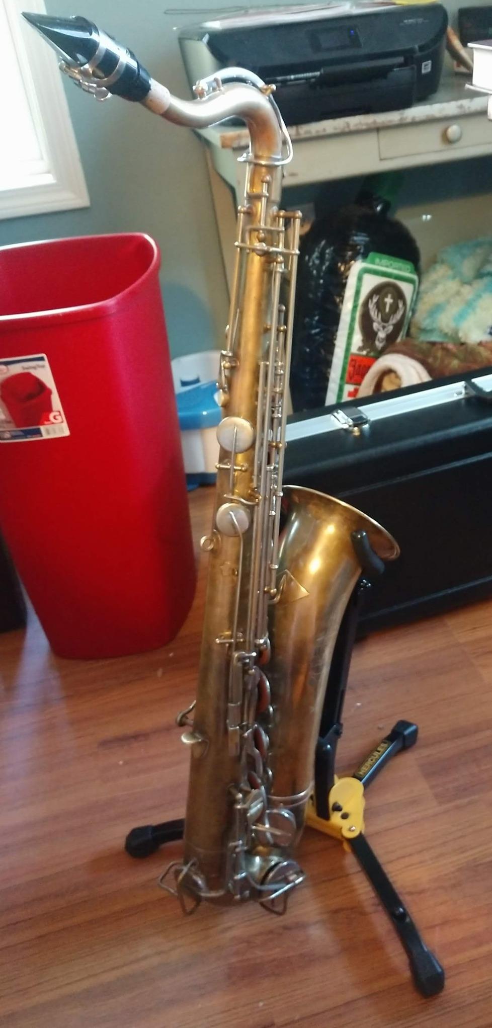 Hercules DS530BB Alto/Tenor Saxophone Stand with Bag customer photo 1