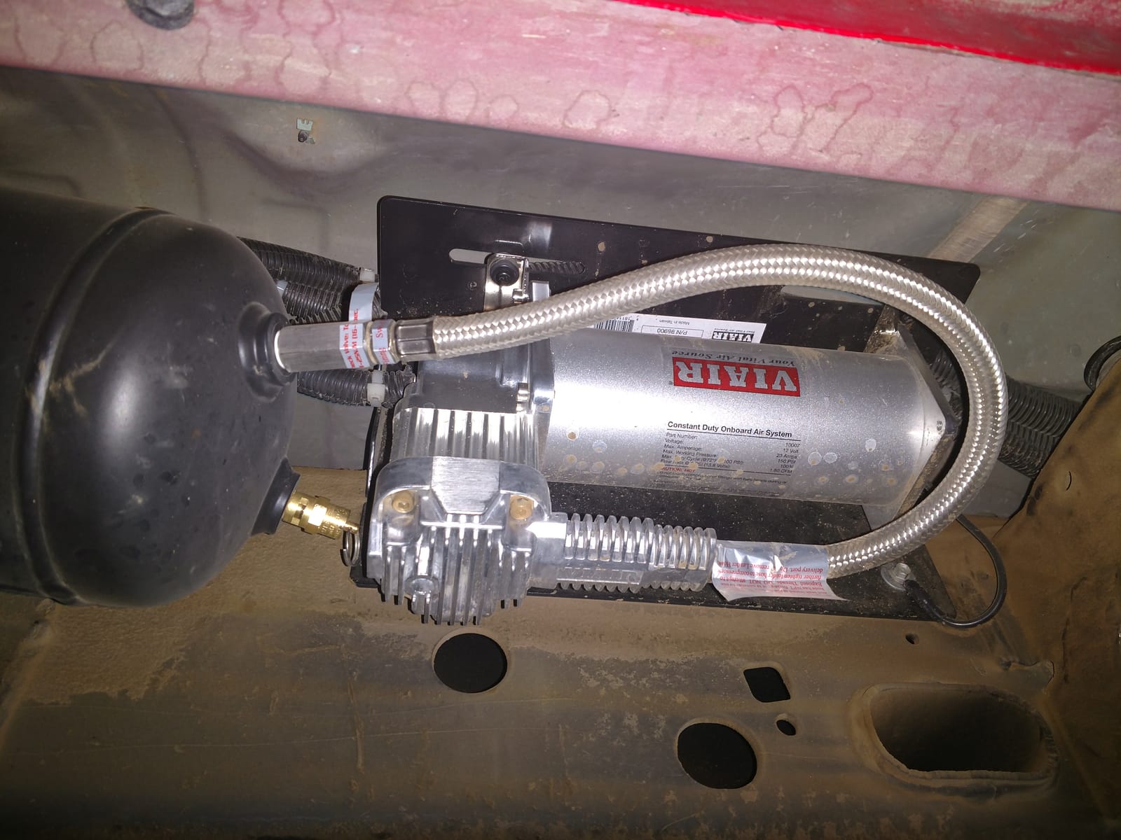 VIAIR Constant Duty OBA Onboard Air System with 450C Air Compressor & 2.5 Gallon Tank, 12V Offroad Compressor, 150 PSI, up to 37