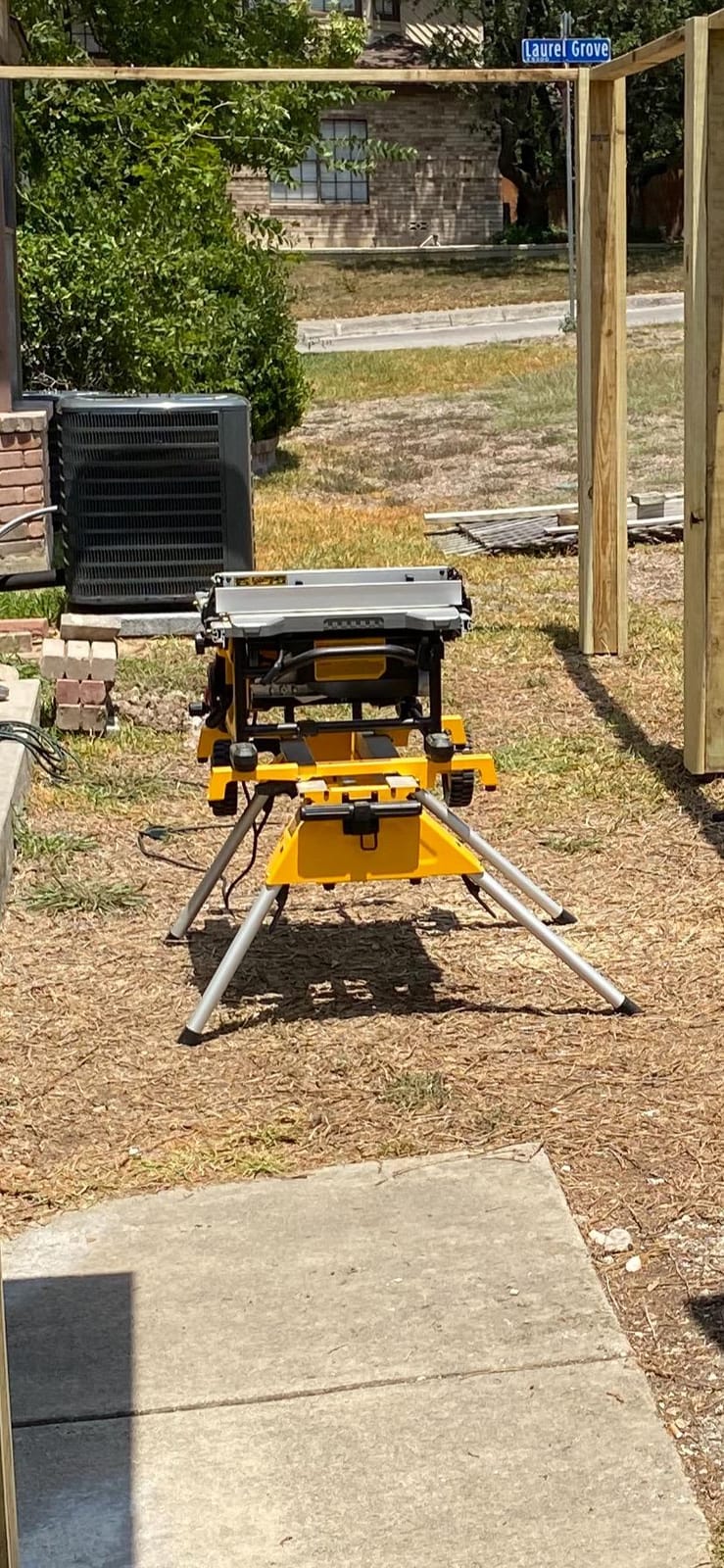 DEWALT Table Saw Stand, Rolling Stand, Collapsible and Portable, Lightweight and Compact (DW7440RS) customer photo 1