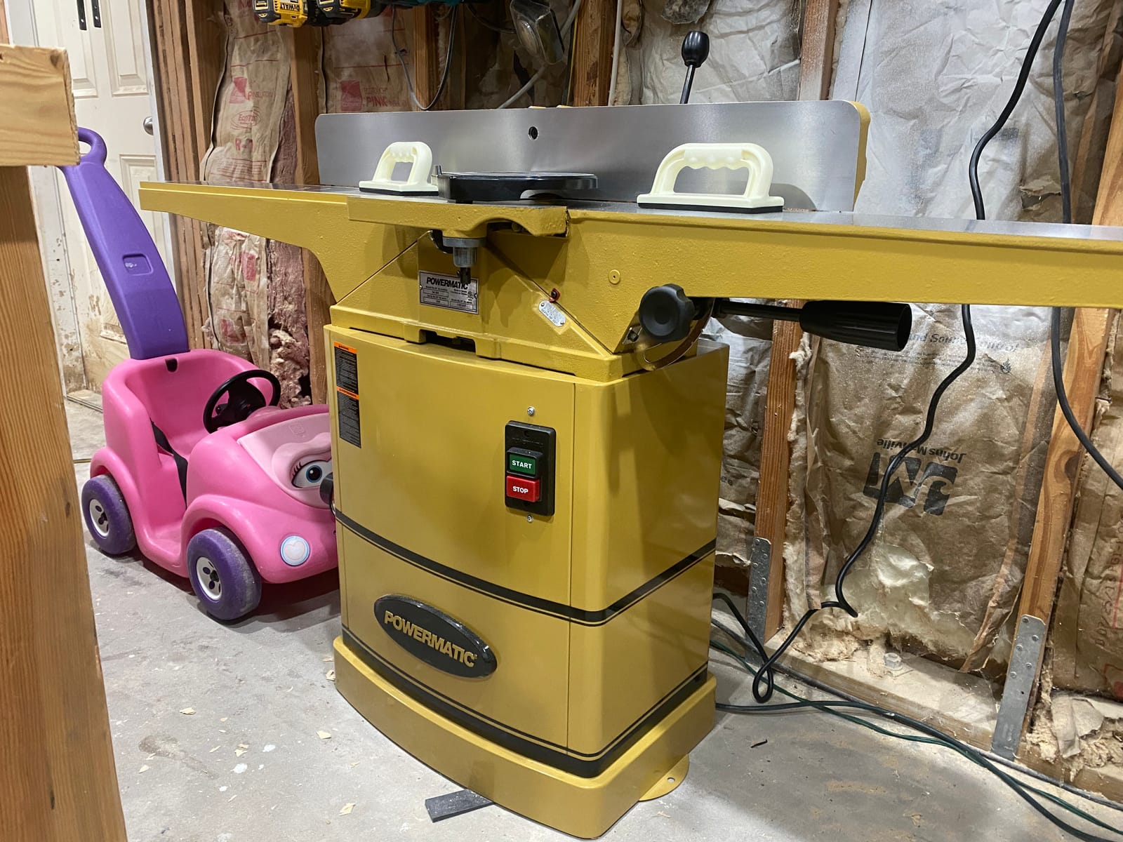 Powermatic 6-Inch Jointer, Helical Cutterhead, 1 HP, 115/230V 1Ph (Model 54HH) customer photo 1